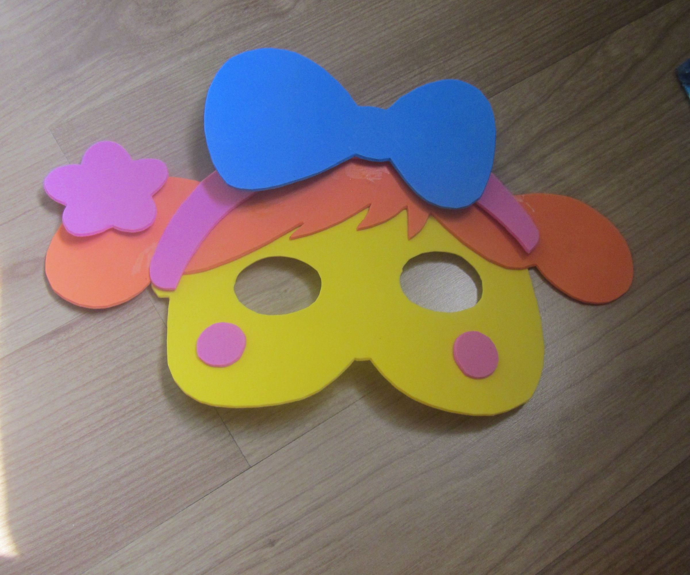 Step-by-step guide for miss la sen foam mask DIY Project DIY project