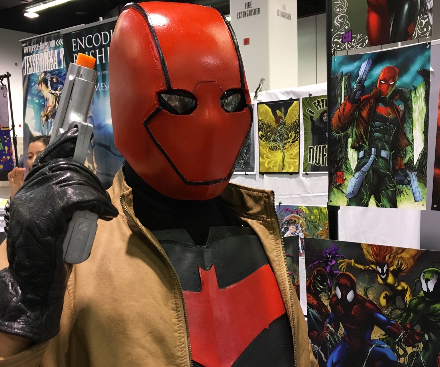How To Make A Batman Red Hood Costume Version 2 0 10 Steps Instructables