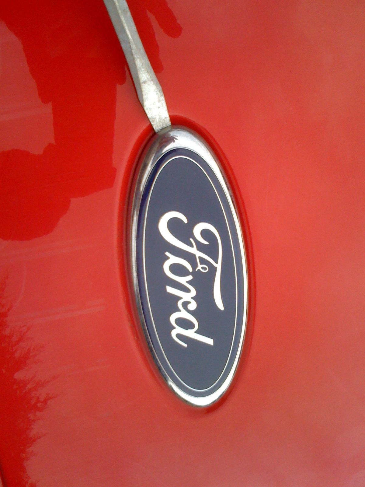 all black ford logos on Replacing A Tailgate On A Ford F 150 16 Steps Instructables