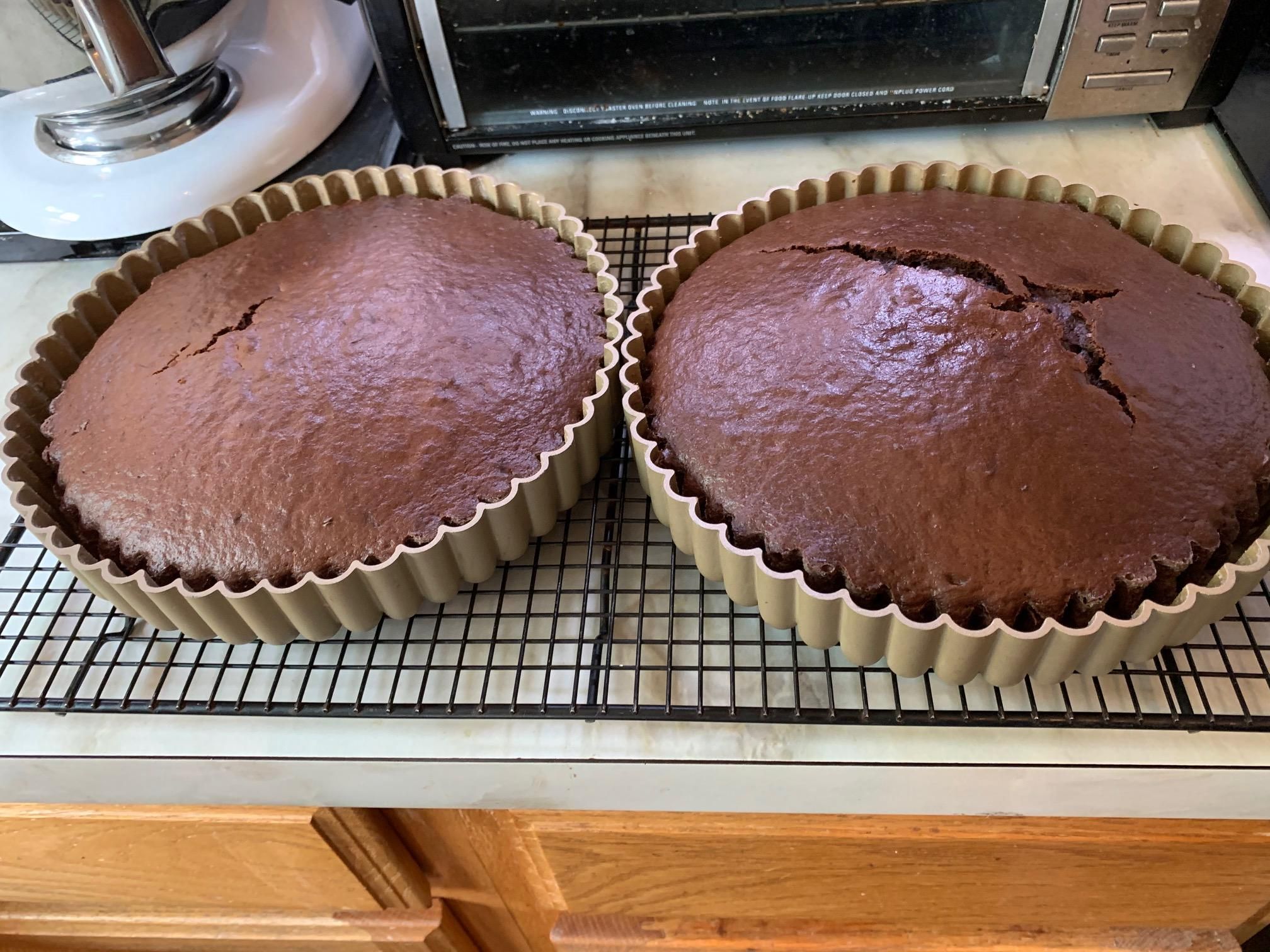 BIG Chocolate Sandwich Cookie Cake 15 Steps (with Pictures