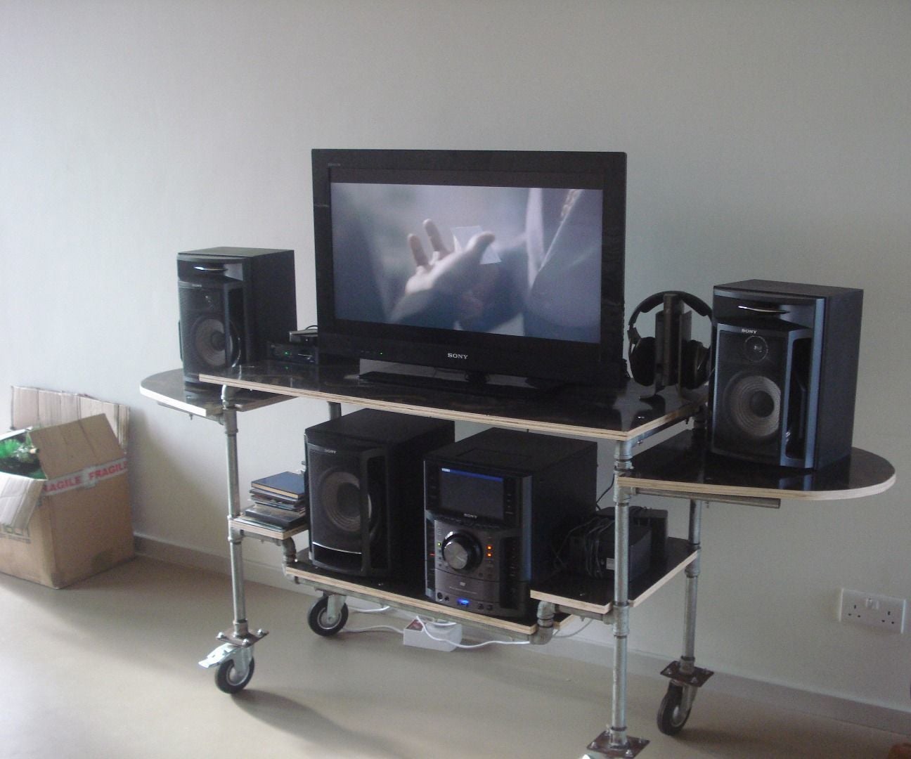 Water Pipe TV and HiFi Stand 8 Steps Instructables