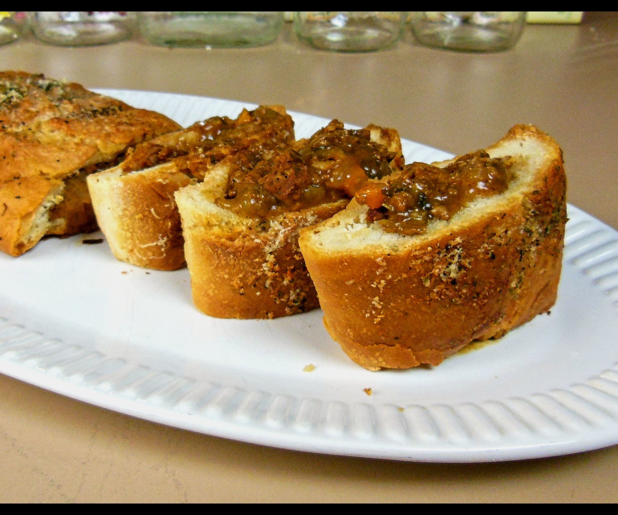 Chili Stuffed Garlic Bread 4 Steps (with Pictures) Instructables