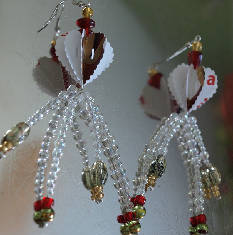 pulling paper earrings