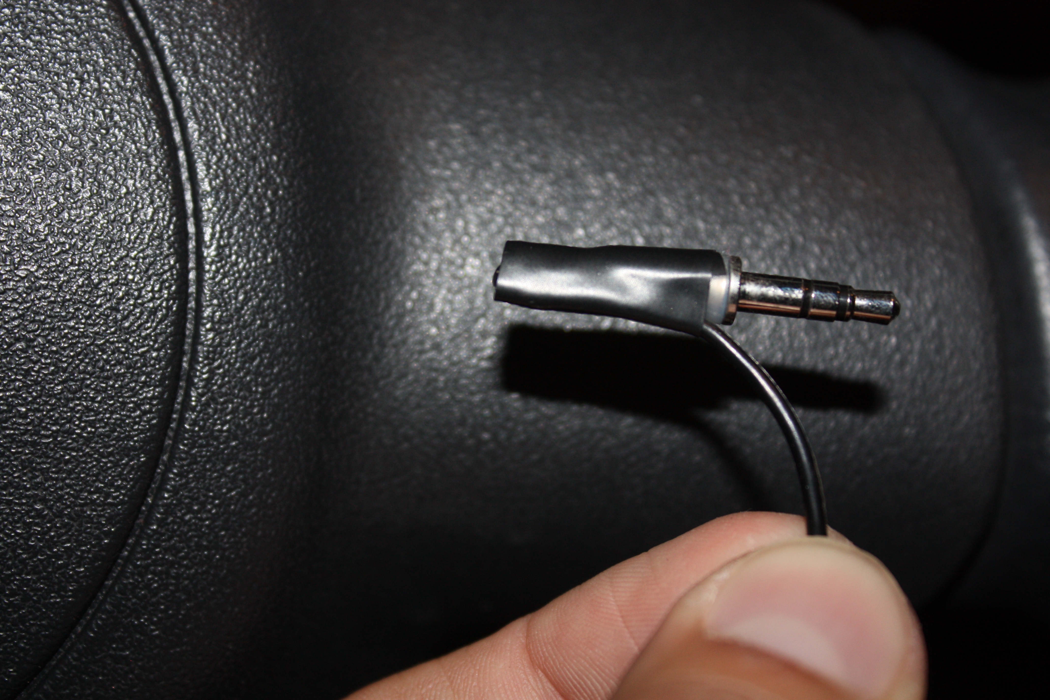 Make You Own Hands Free Car System for Your Phone. 7 Steps (with