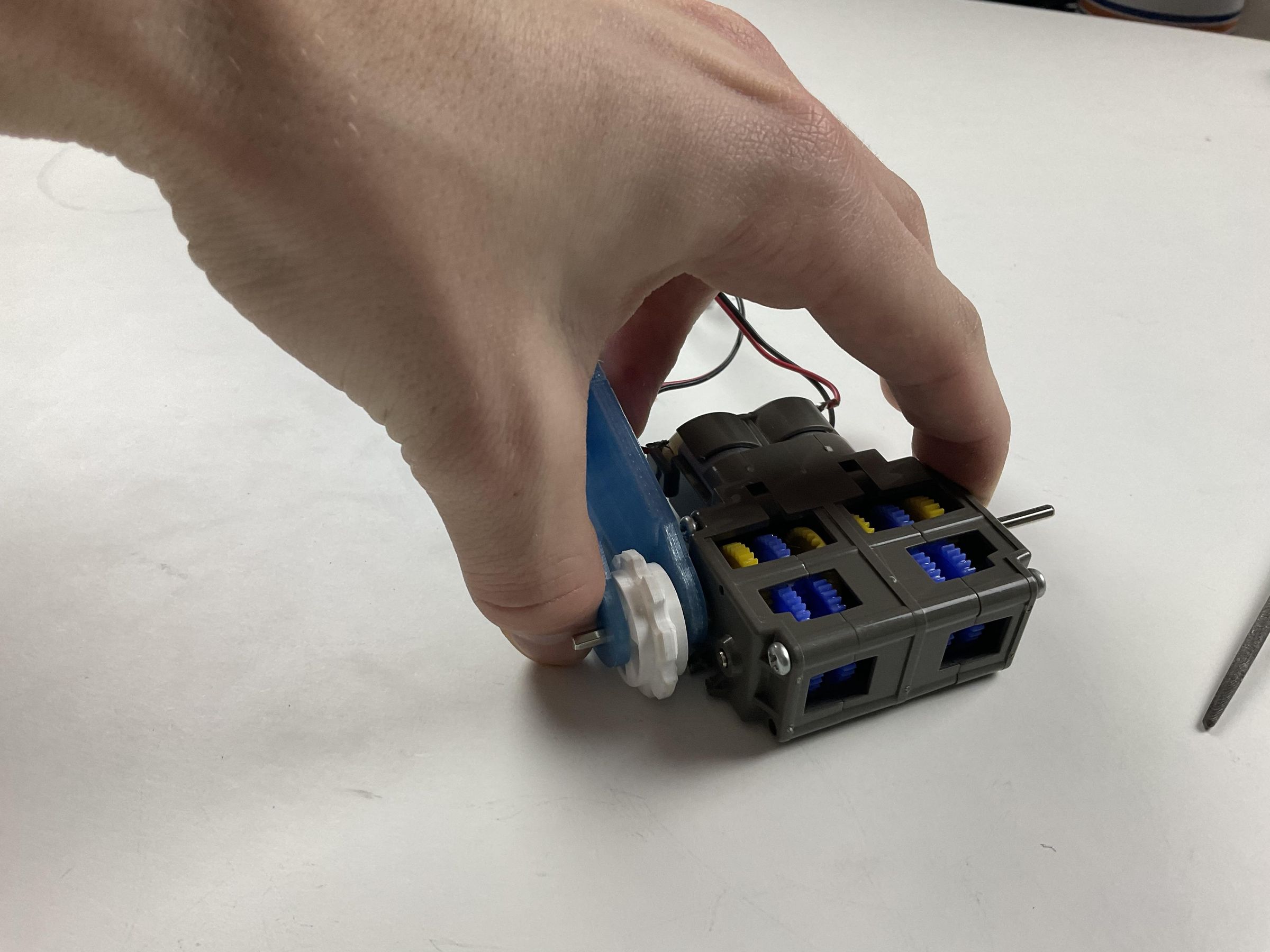 Connect the Sidewalls With the Gearbox