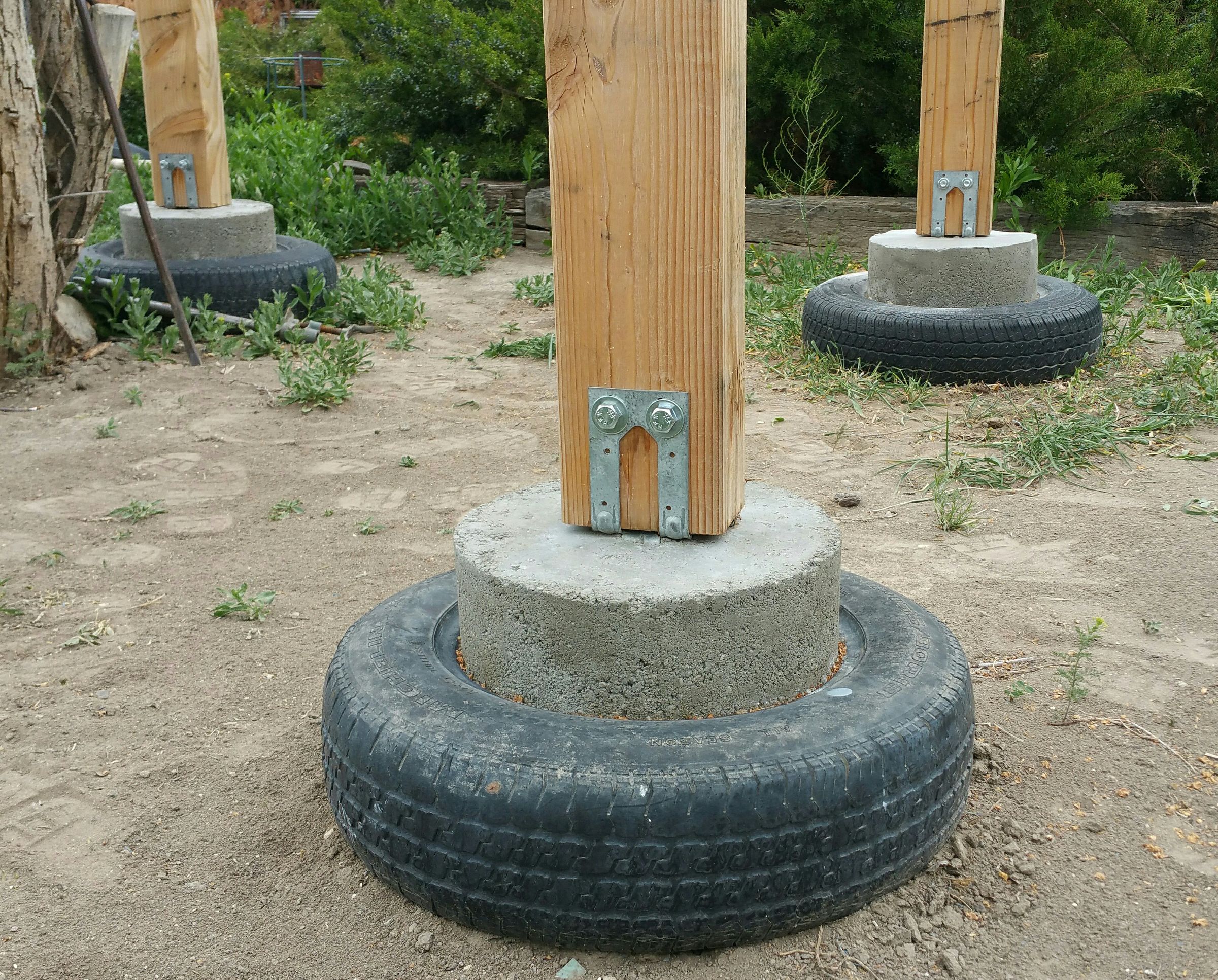 Concrete Tire Piers : 8 Steps (with Pictures) - Instructables