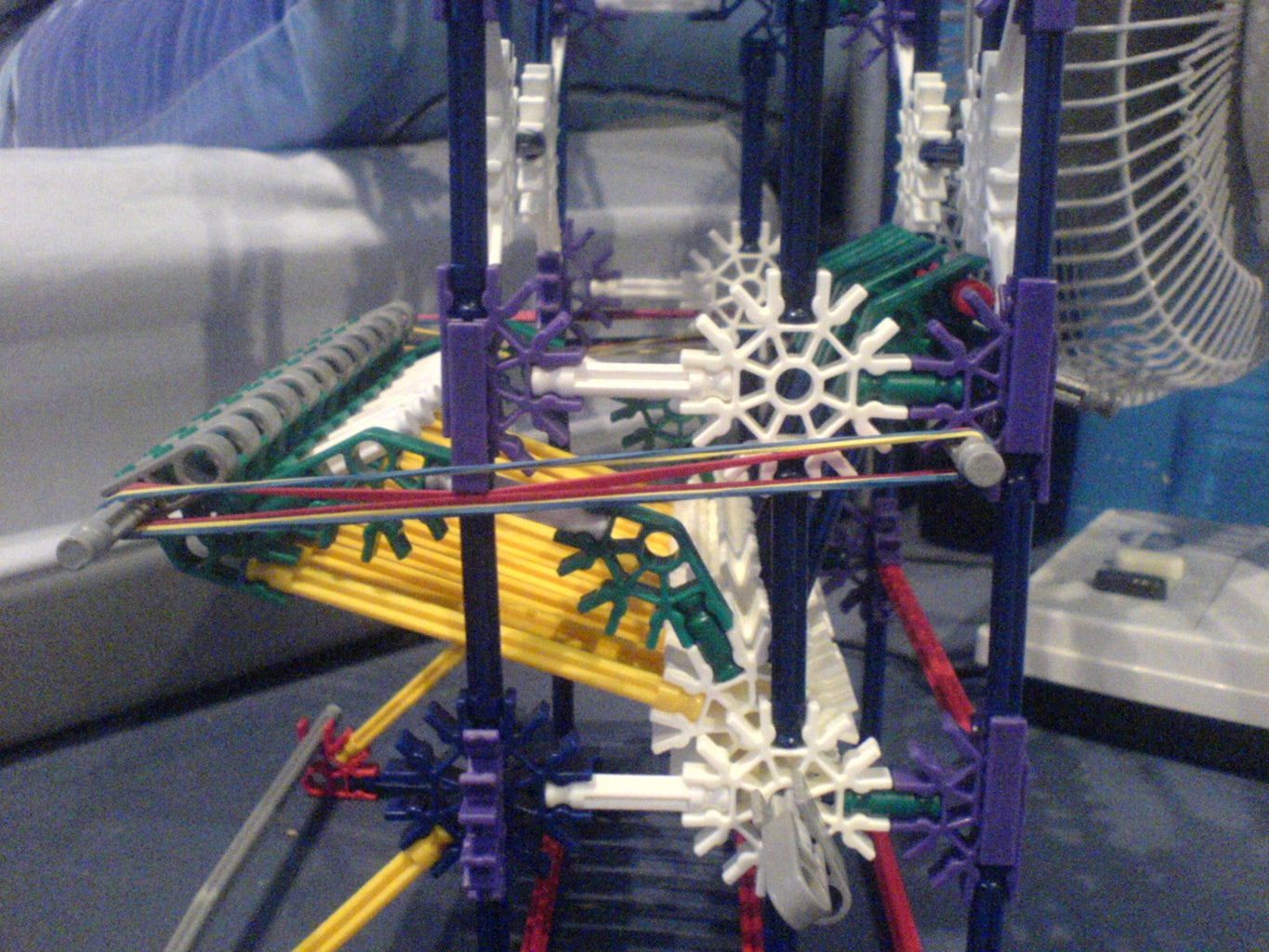 Knex Soda Dispencer : 6 Steps - Instructables