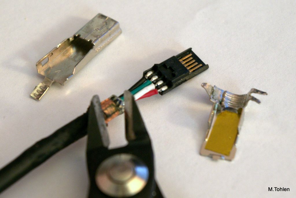Перепаять прикуриватель в usb Перепаять прикуриватель в usb