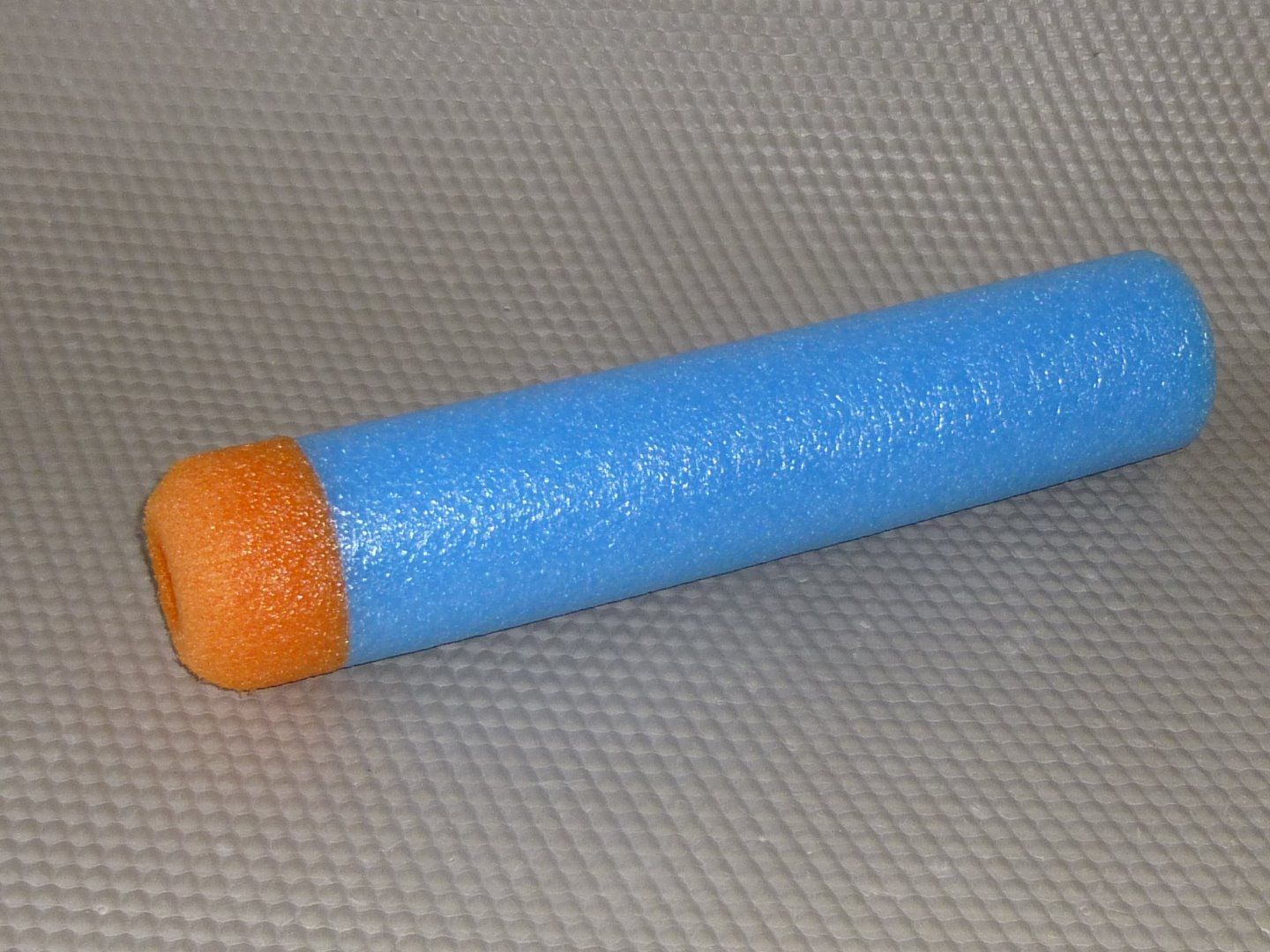 Giant NERF Darts : 5 Steps (with 