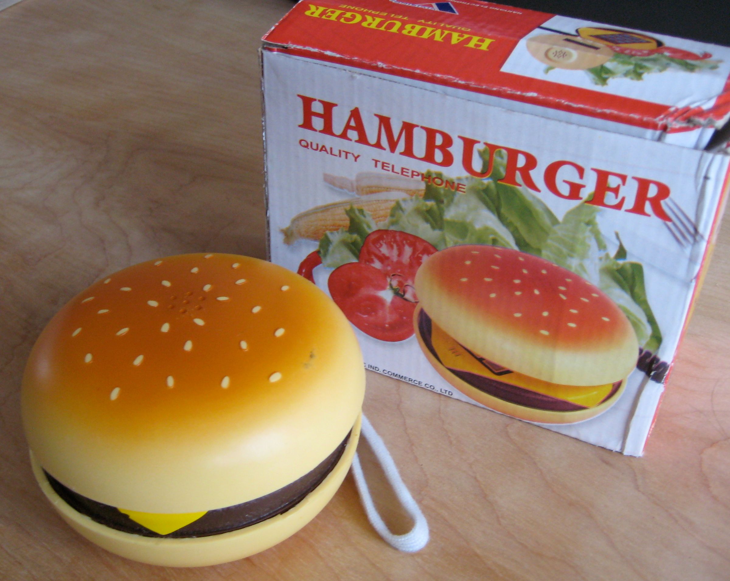 'juno' Hamburger Cell Phone Instructables
