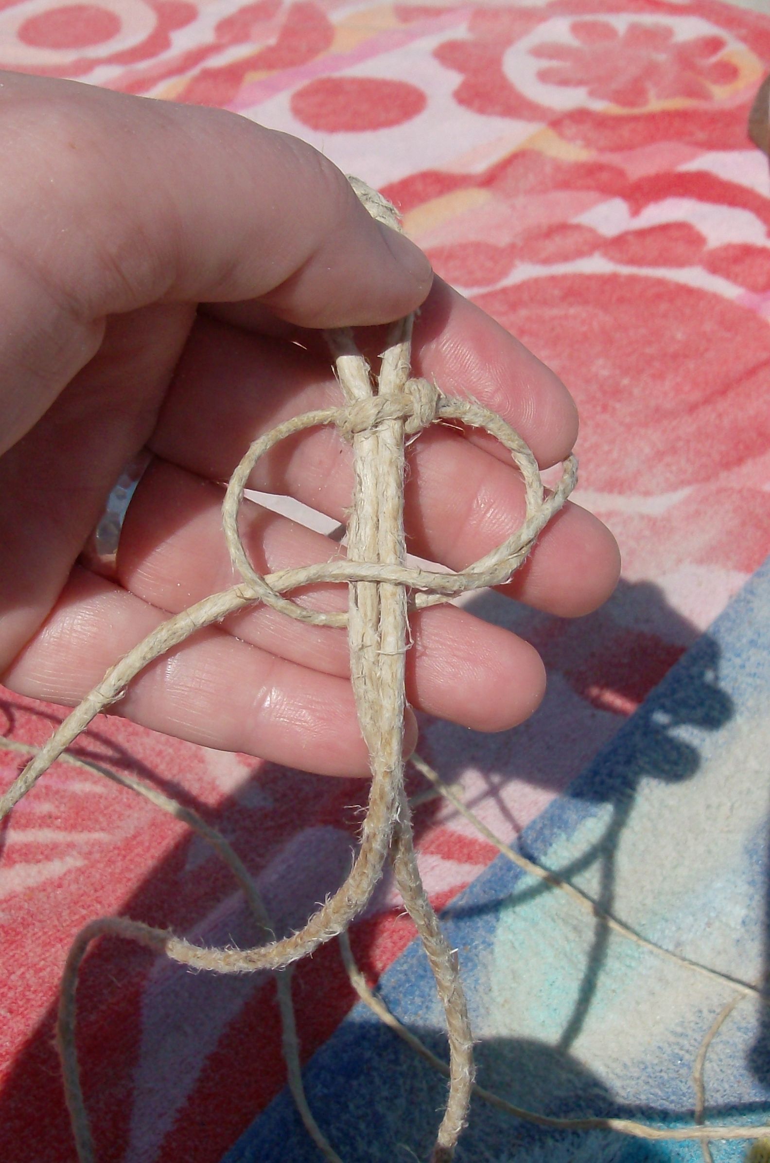 How to Make a Hemp Necklace 5 Steps (with Pictures) Instructables