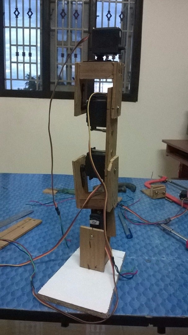 Arduino Based Humanoid Robot Using Servo Motors : 7 Steps (with ...