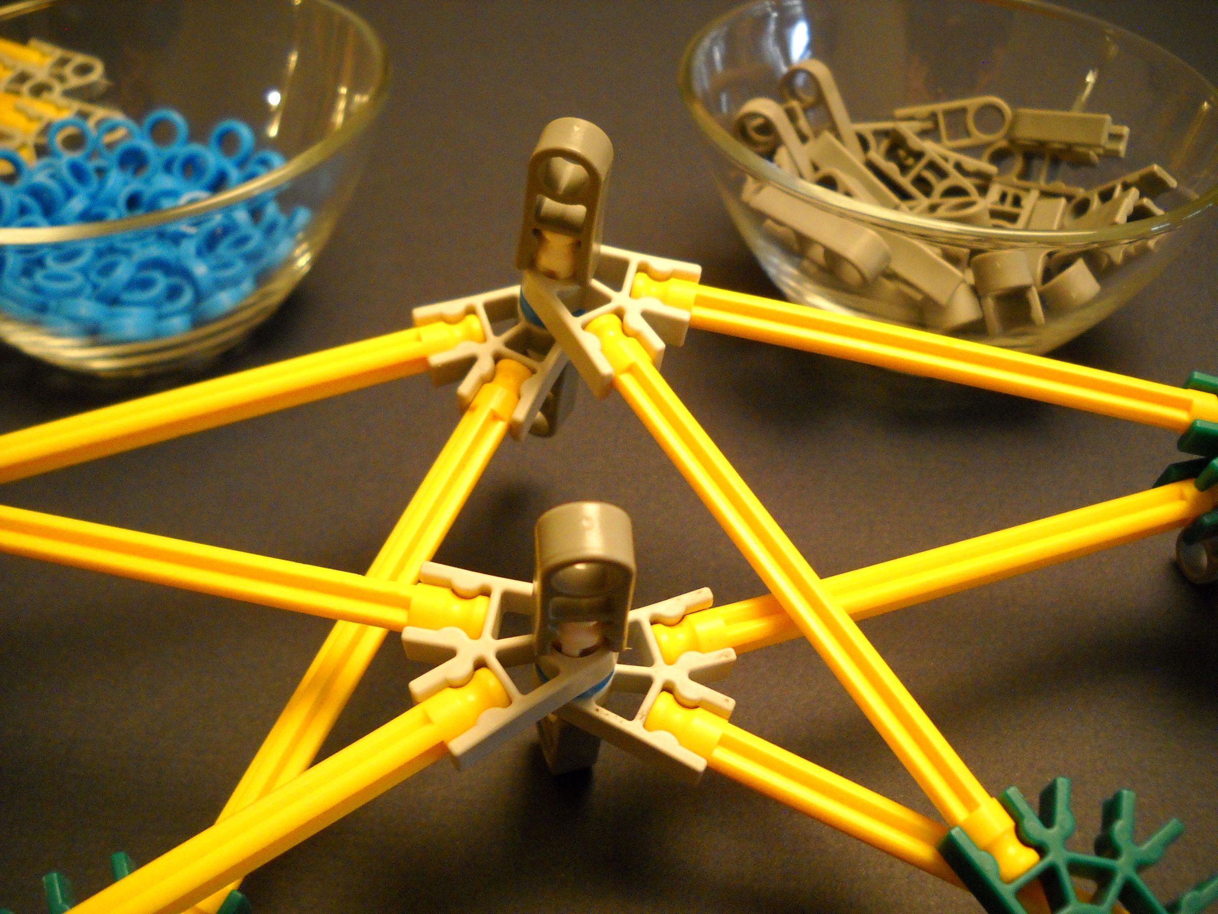 K'nex Expanding Sphere 7 Steps (with Pictures) Instructables