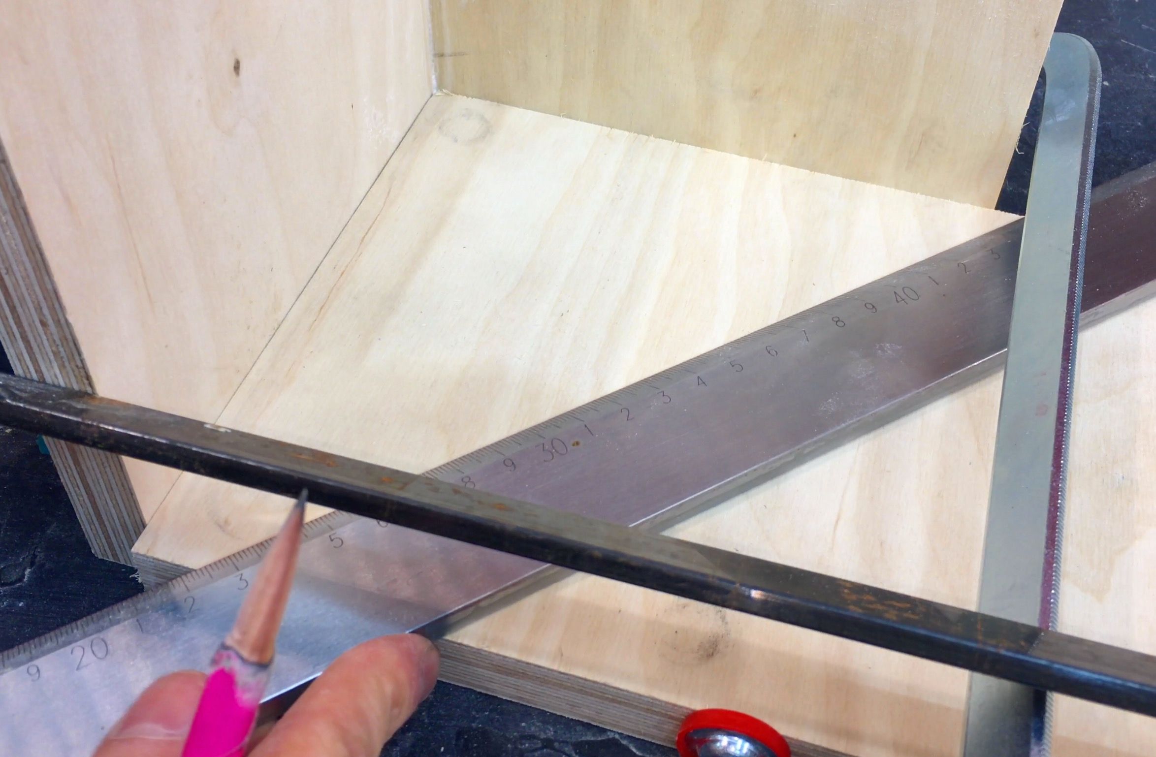 Make a Wall Mount for Your Bench Grinder! 11 Steps (with Pictures