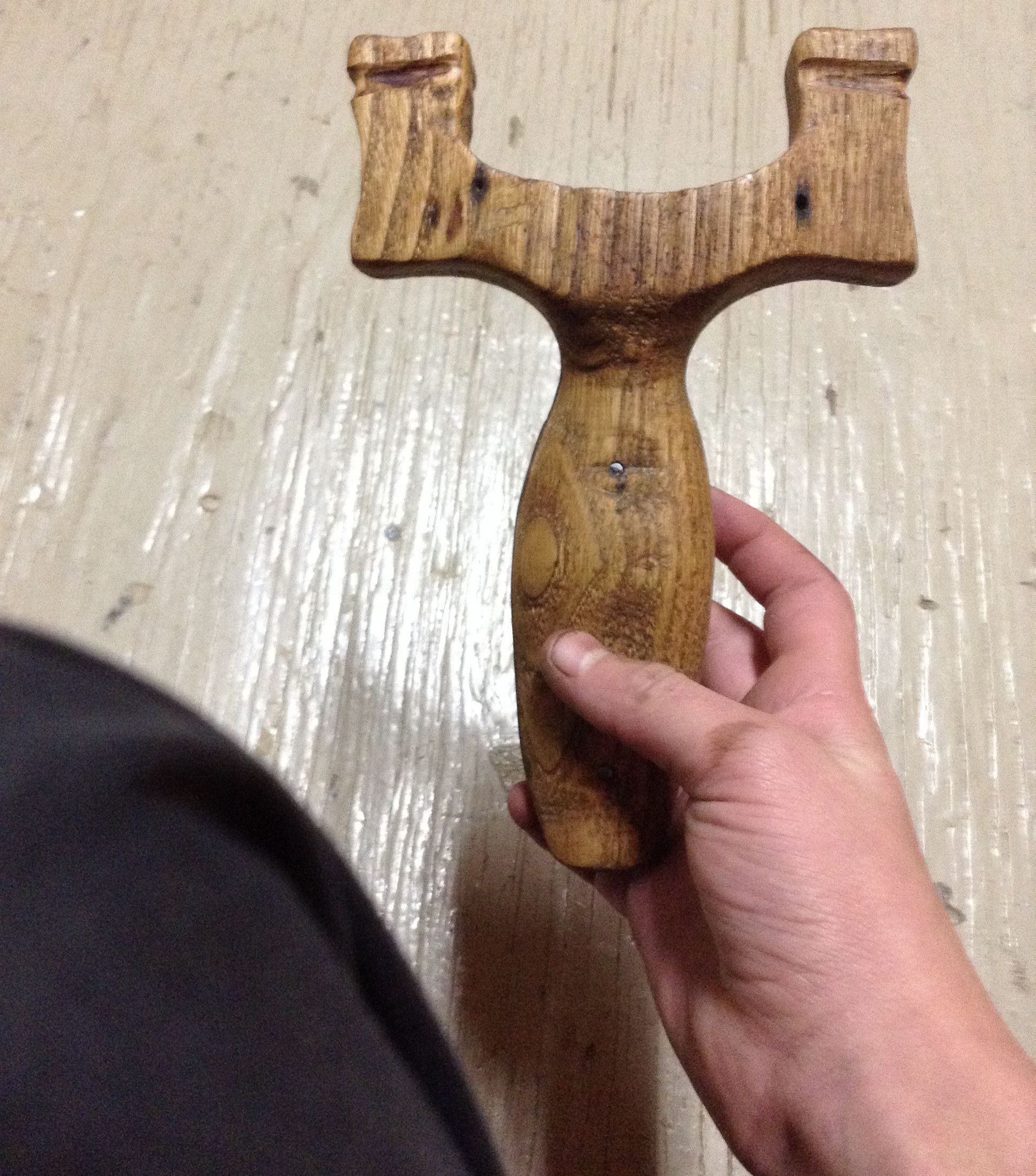 handmade natural rambone slingshot DIY Project DIY Project Image