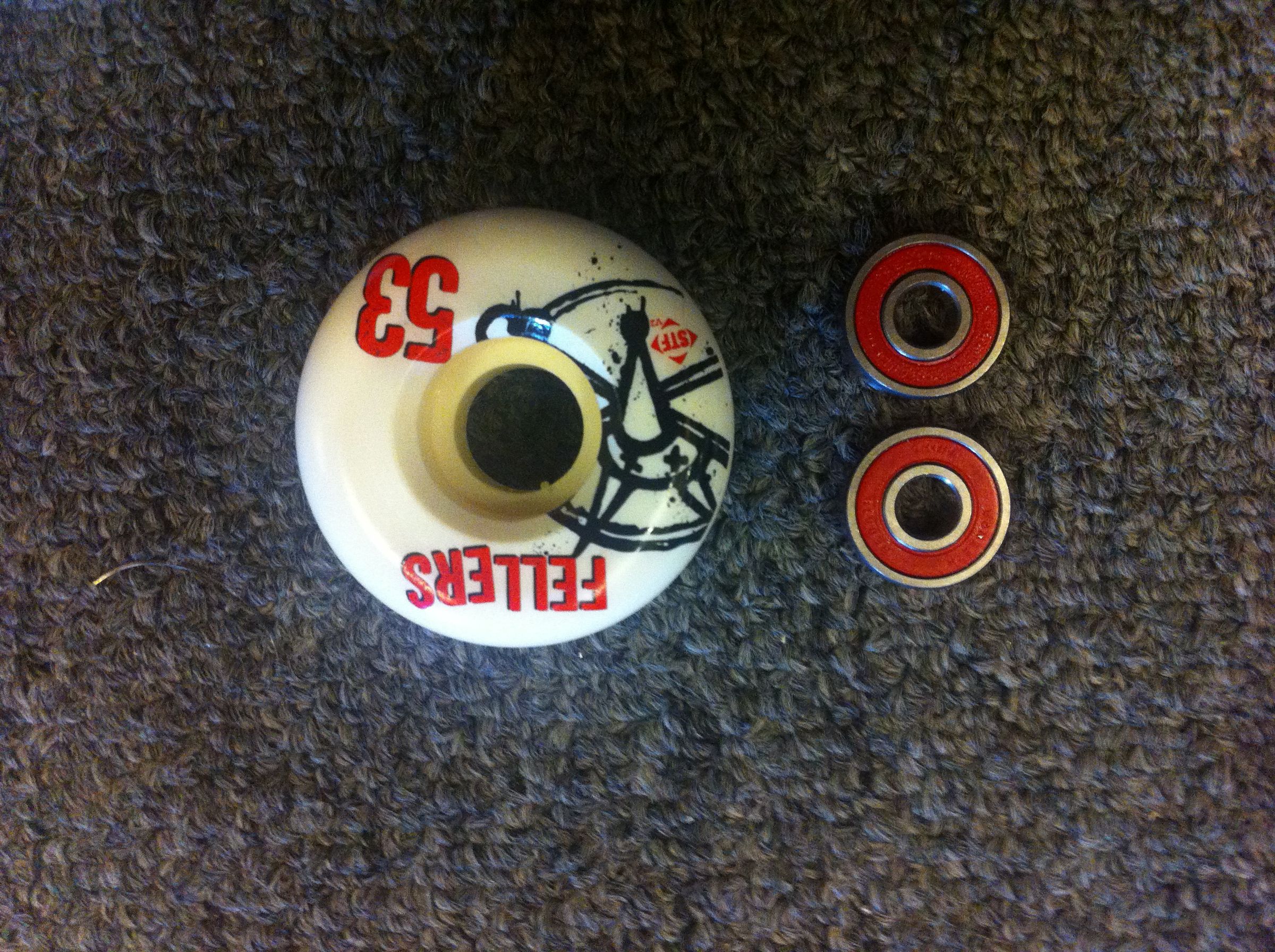 How to Assembly a Skateboard 12 Steps Instructables