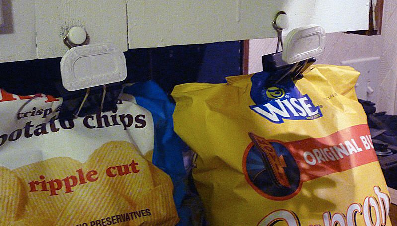 DIY guide for Embedded Metal-3D Printed Chip-Clip for the Kitchen with step-by-step instructions