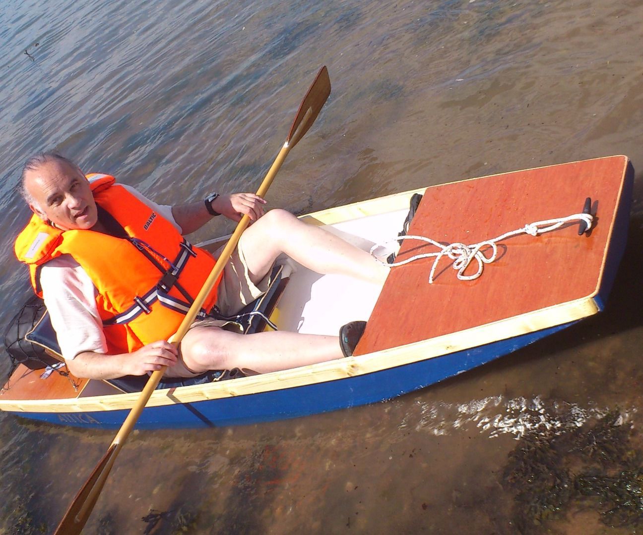 Make your own quick and easy zip tie & ply mini boat - maximum fun for the least money!