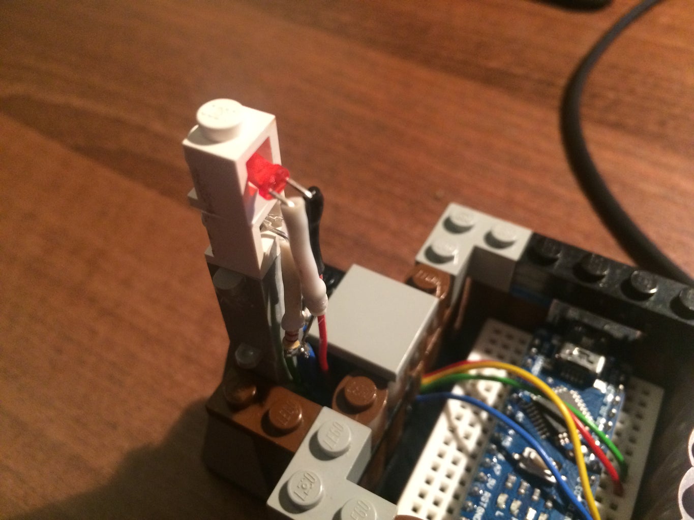 Railroad Signal Using Arduino : 5 Steps (with Pictures) - Instructables