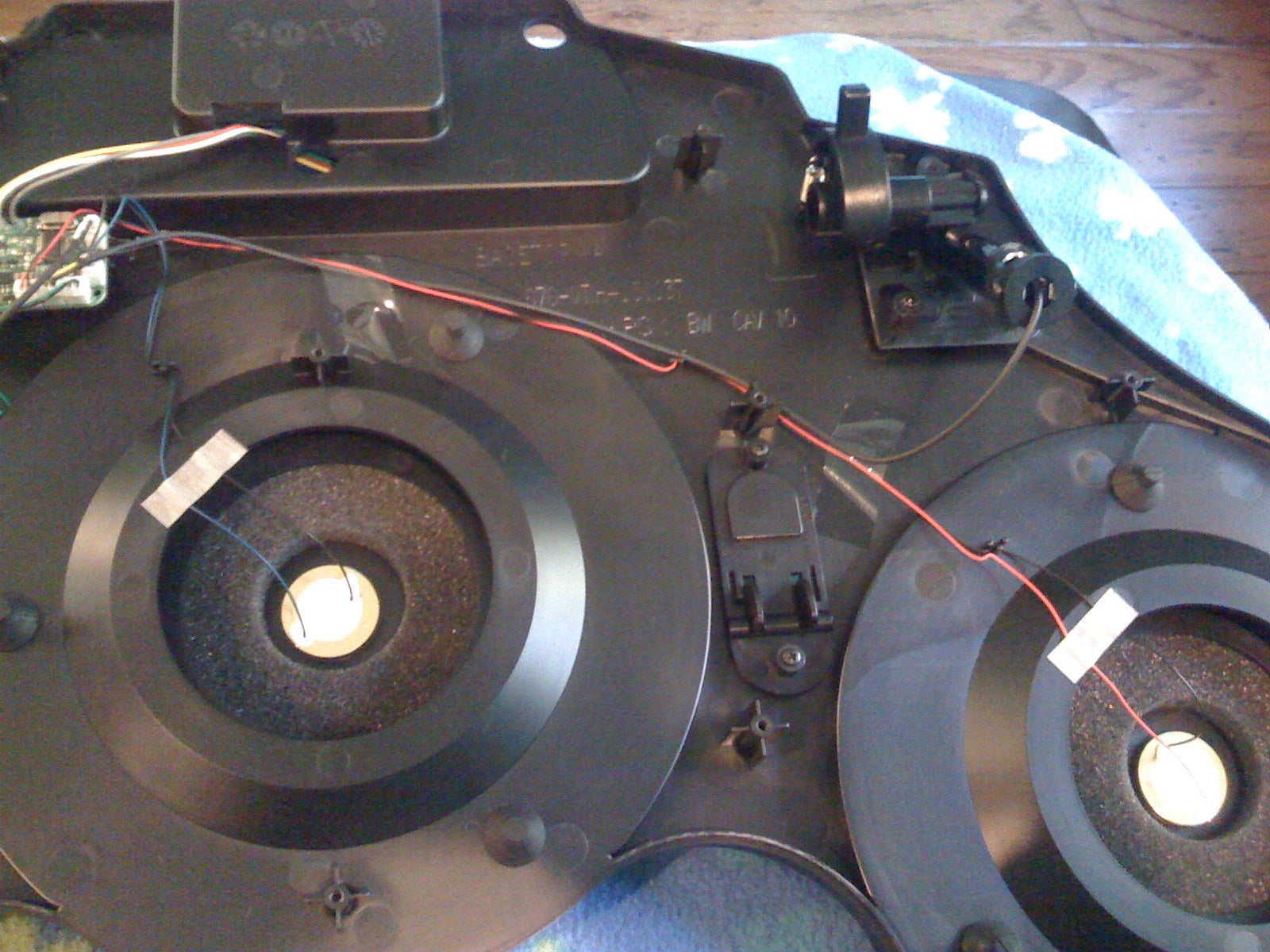 Guitar HeroWorld Tour Drum Repair 6 Steps Instructables