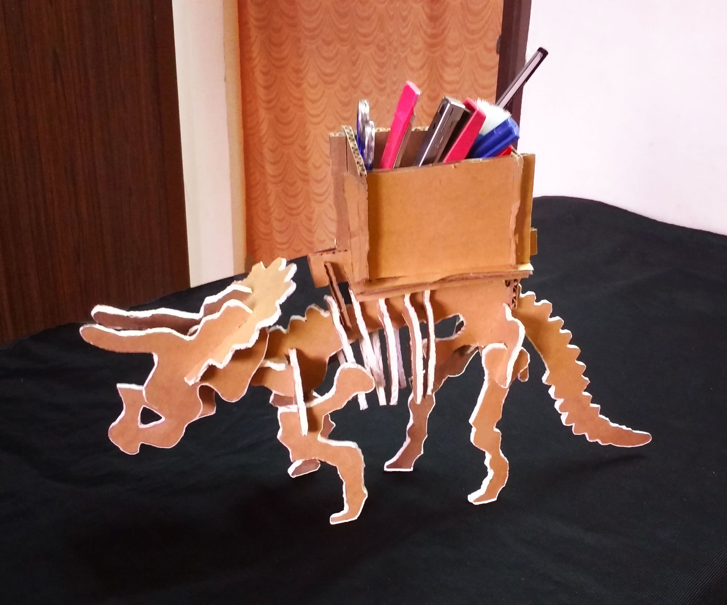 3d dinosaur skeleton pen holder puzzle DIY Project DIY Project Image