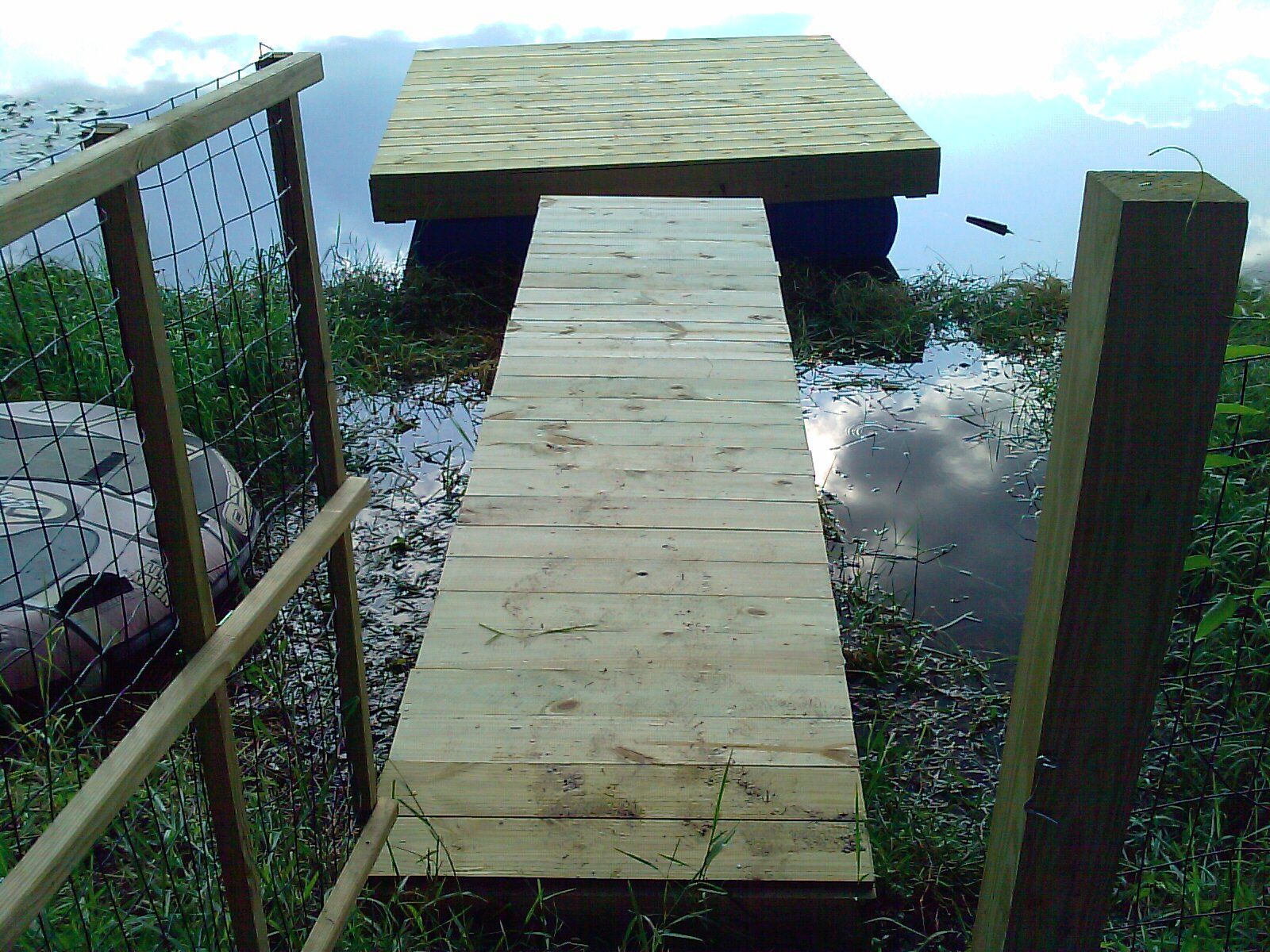 Floating Dock With Barrels Updated 9 Steps With Pictures Instructables