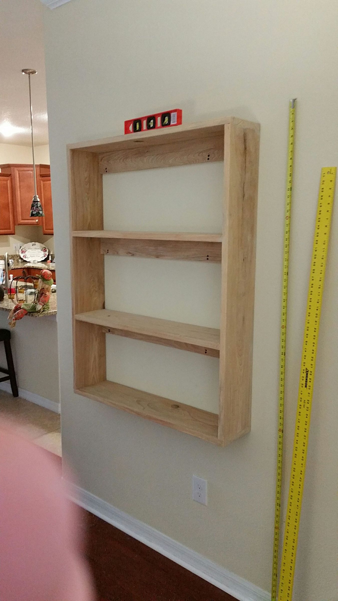 Floating Bookshelf Using French Cleets 3 Steps (with Pictures