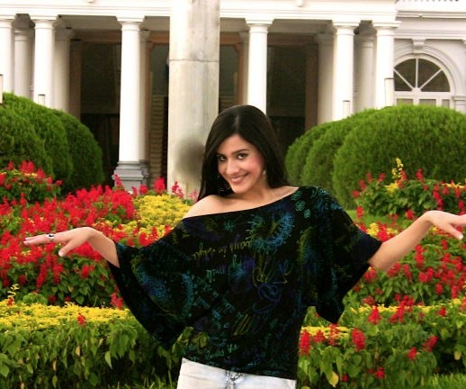 Make Your Own Bat Sleeve Blouse