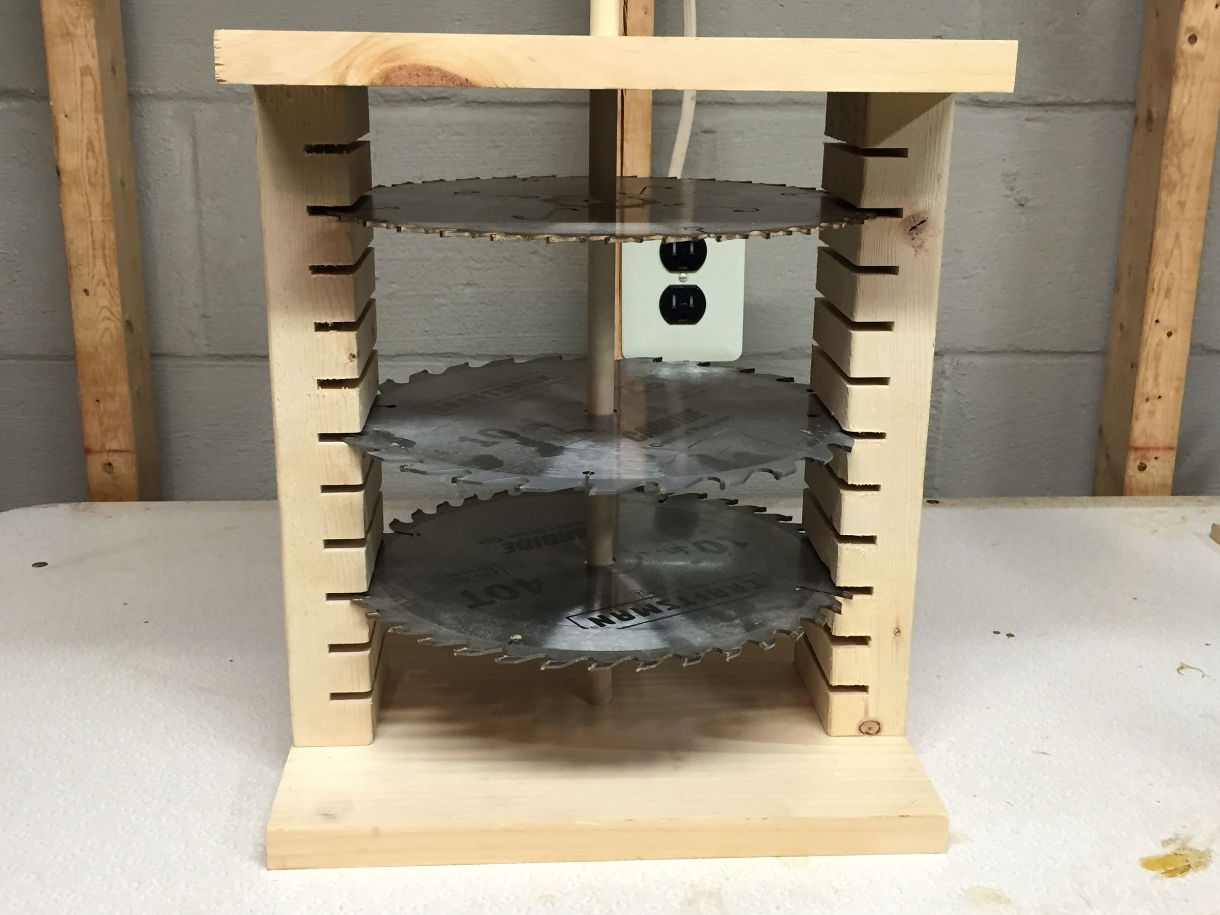 Free 10" Saw Blade Holder Instructables