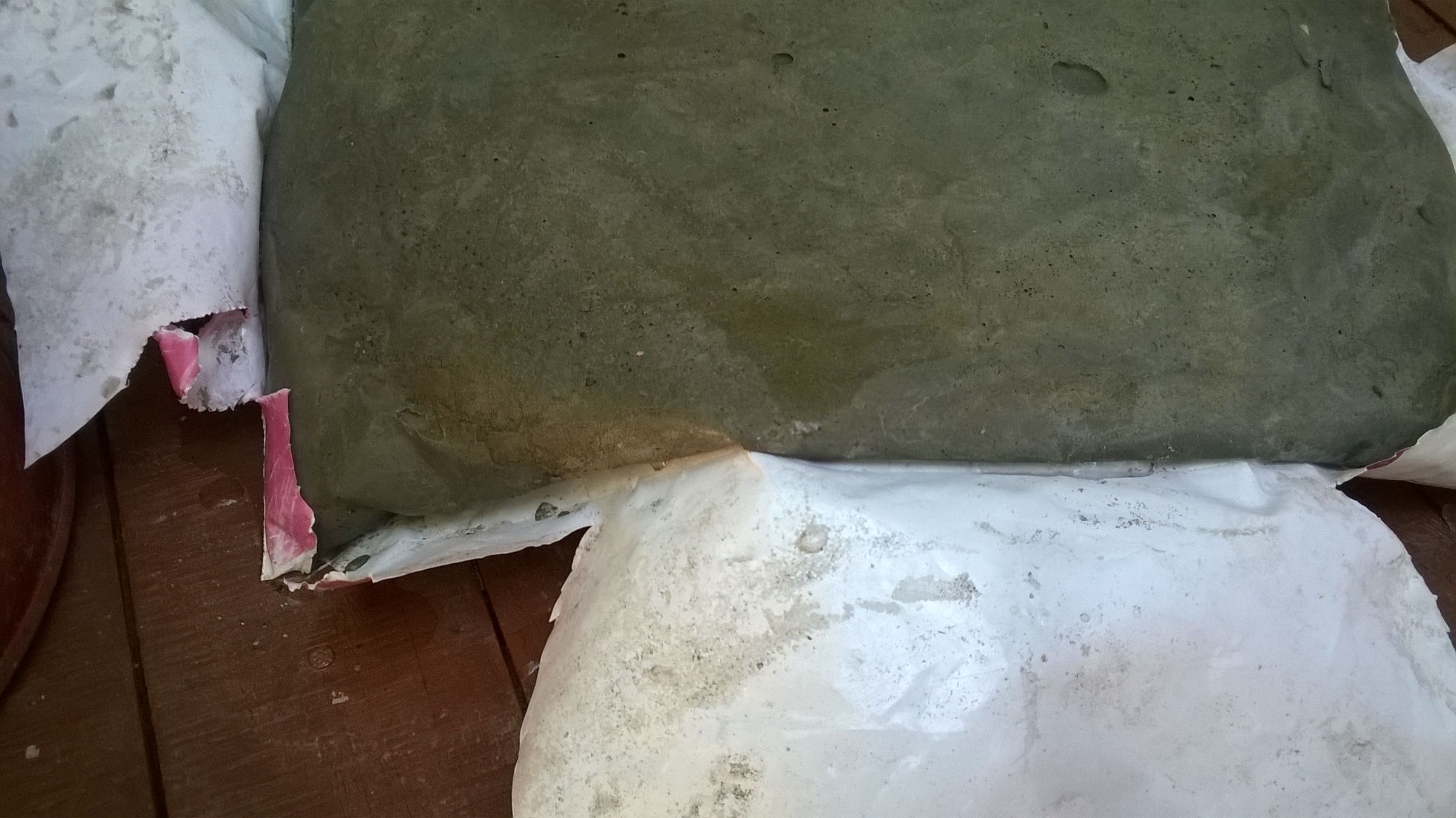 Concrete Planter and Concrete &lsquo;pillow&rsquo; Plate : 7 Steps (with Pictures