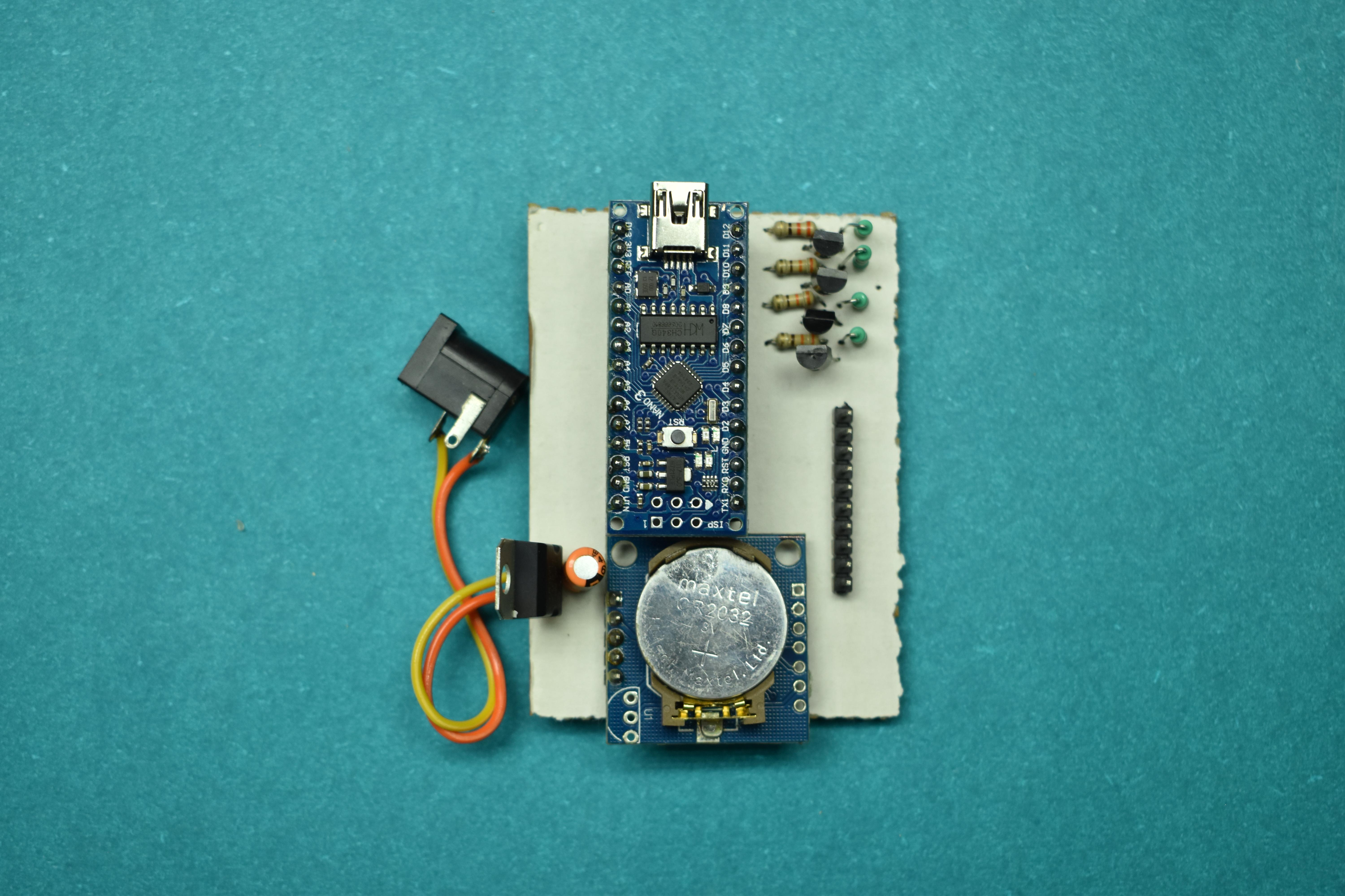 A Simple Clock : 11 Steps (with Pictures) - Instructables