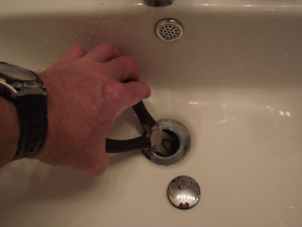 Bathtub Drain Stopper Stuck In Closed Position How To Fix A Stuck Tub Drain Stopper