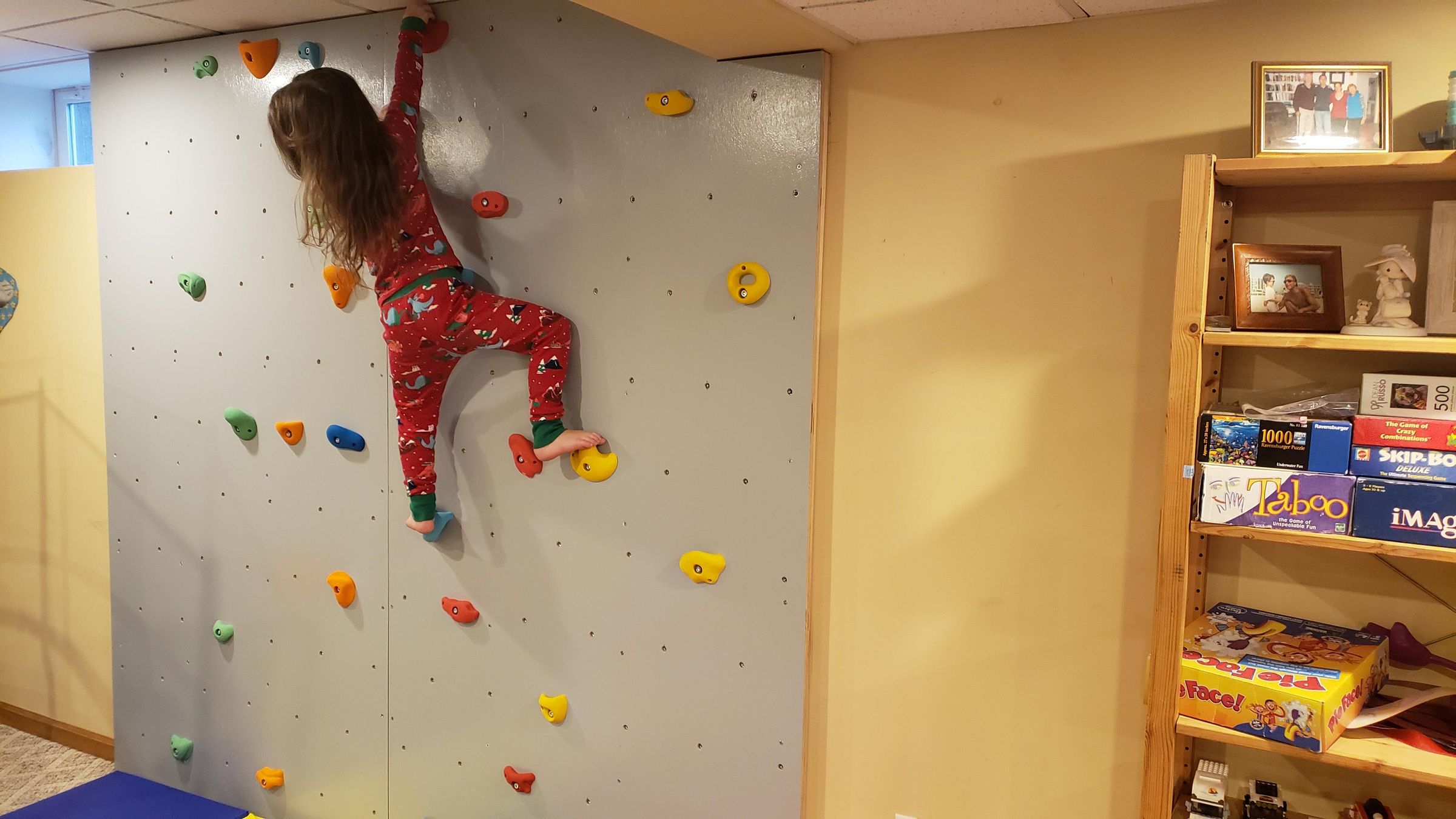 Indoor Kids' Climbing Wall 9 Steps (with Pictures) Instructables