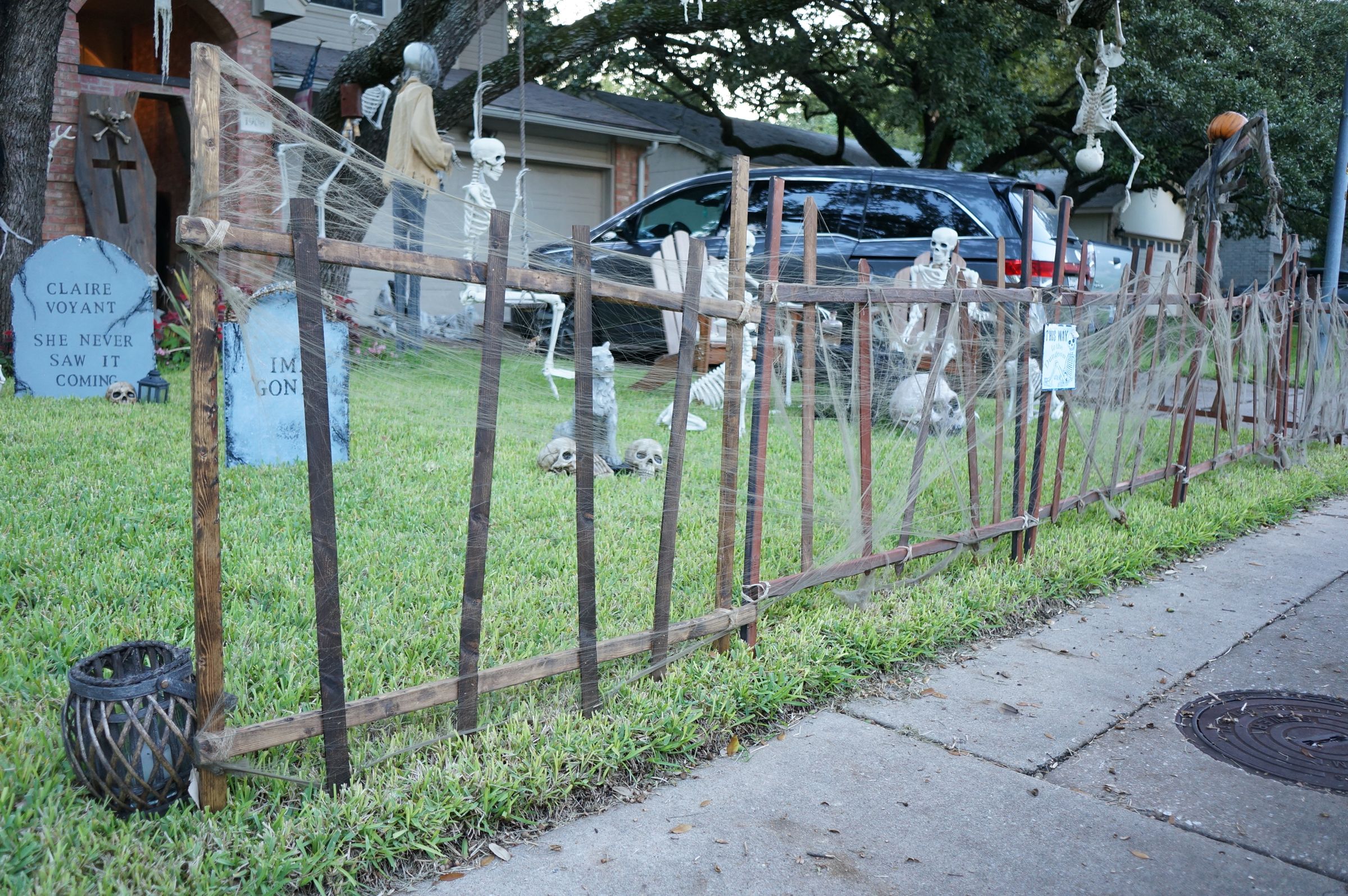 Easy Halloween Cemetery Fence 5 Steps (with Pictures) Instructables