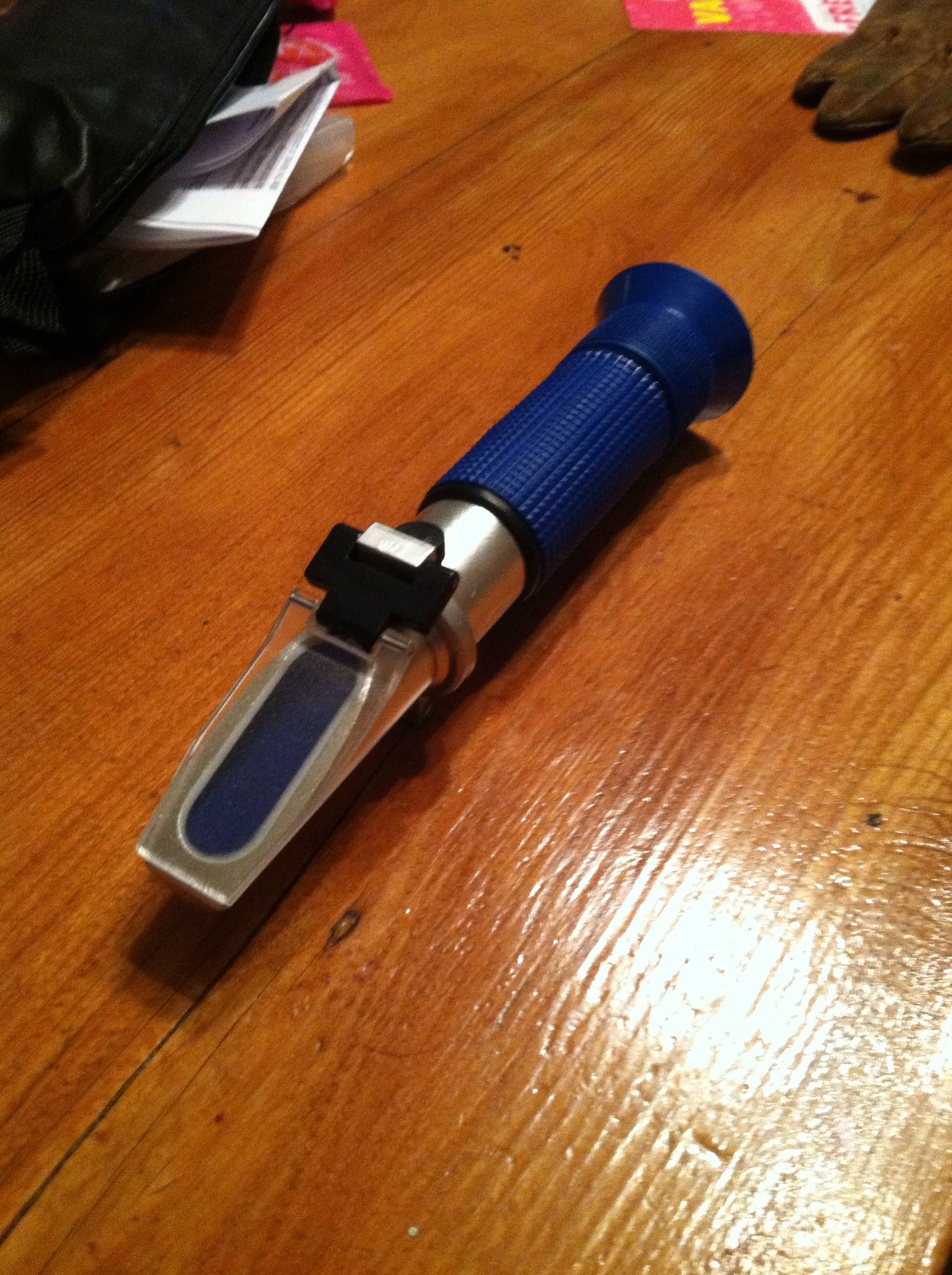 a wooden box for a refractometer DIY Project DIY Project Image