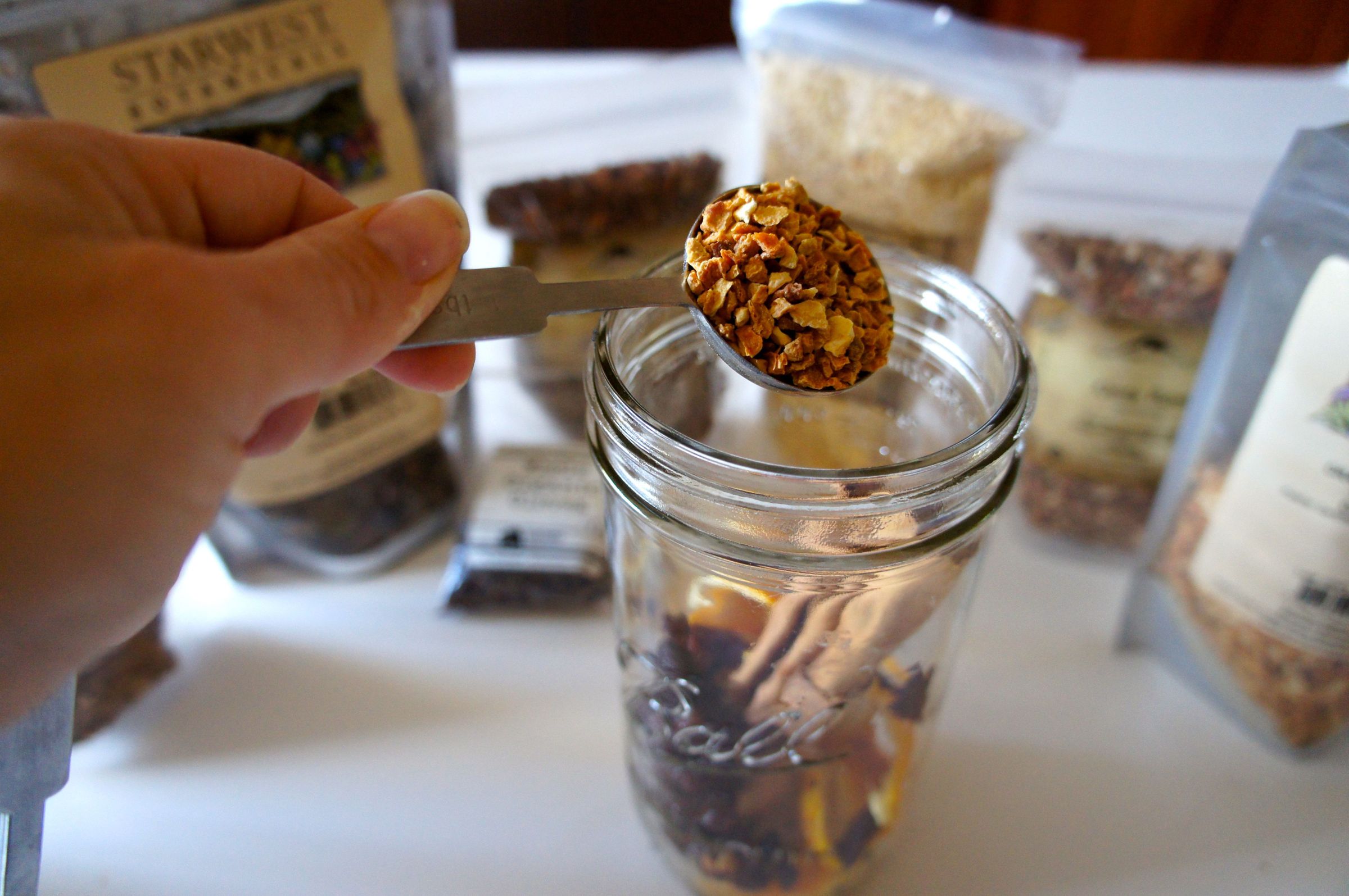 D.I.Y. Angostura Cocktail Bitters 7 Steps (with Pictures) Instructables