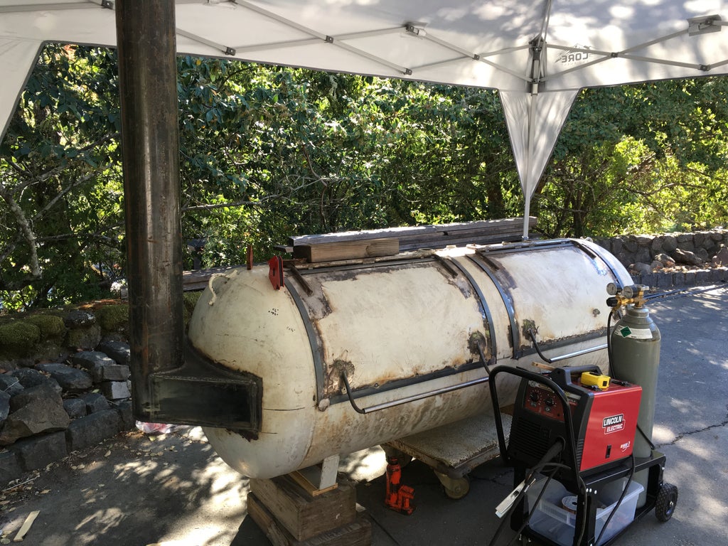 Build A Professional Barbecue Smoker : 14 Steps (With Pictures) -  Instructables