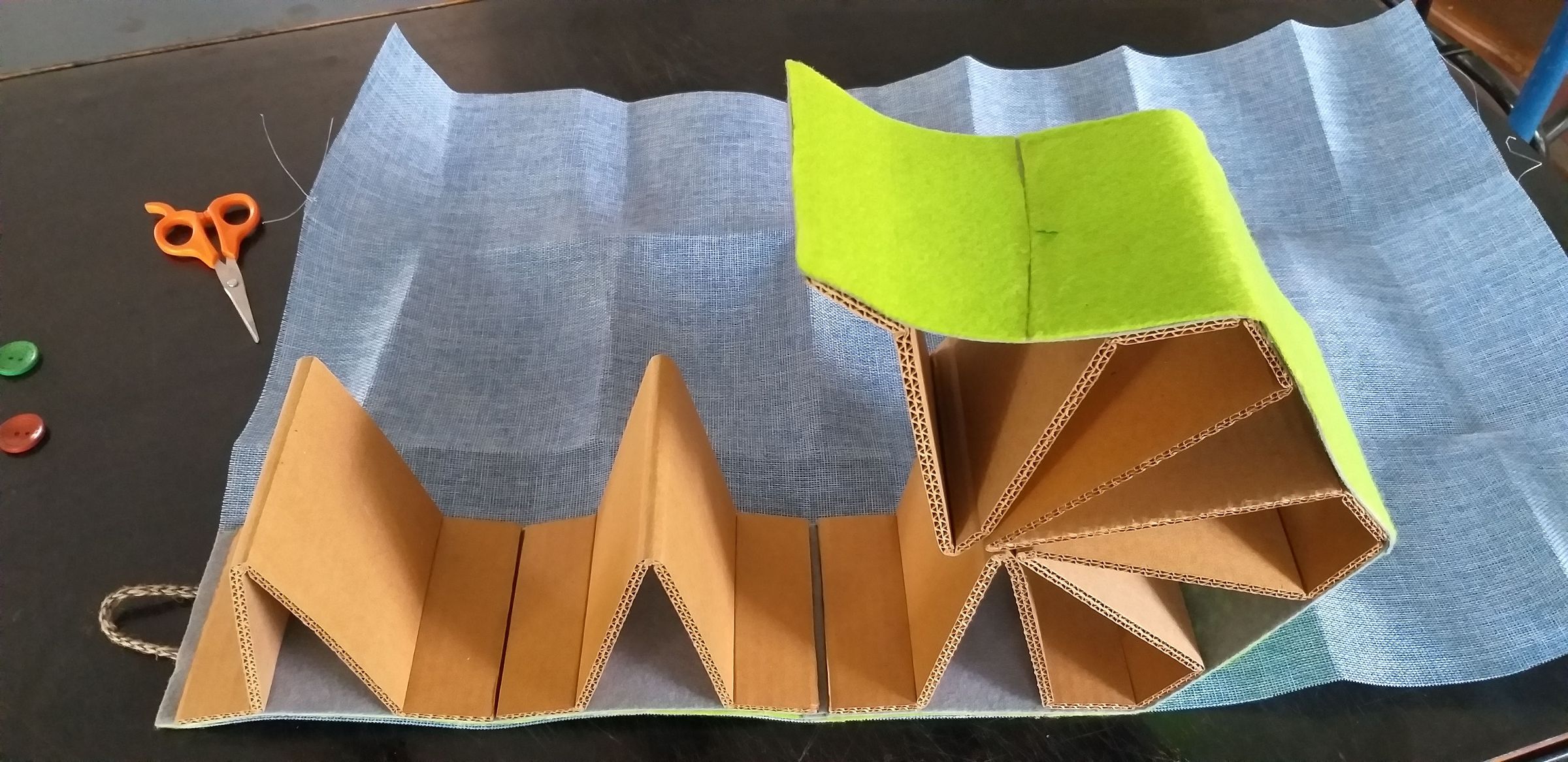 Cardboard Book Stand 8 Steps (with Pictures) Instructables