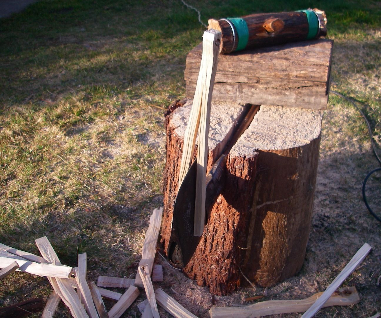 axe kindling splitter DIY Project DIY Project Image