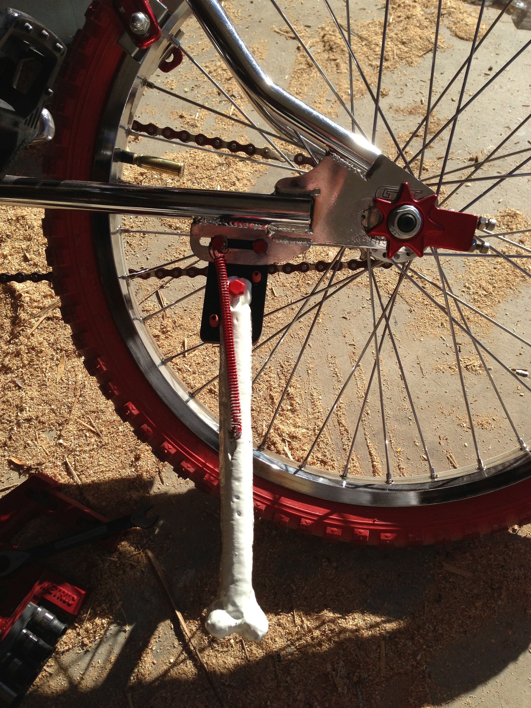 Build a Custom Bone Kickstand With Cast Aluminum 10 Steps (with