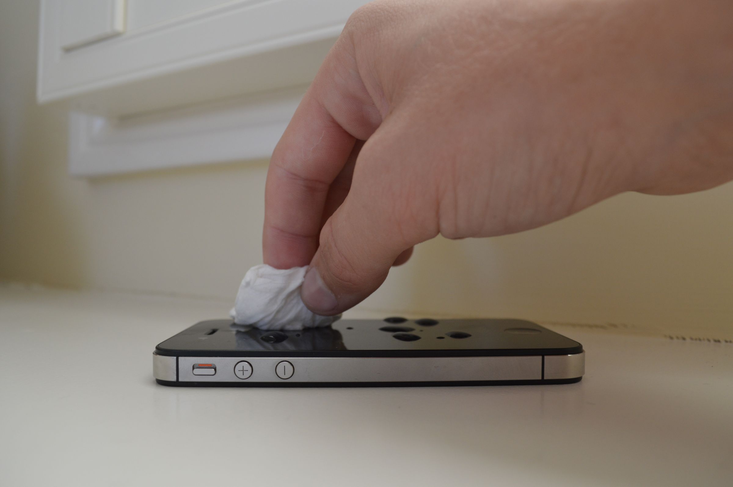How to Rescue a Wet Phone 7 Steps Instructables