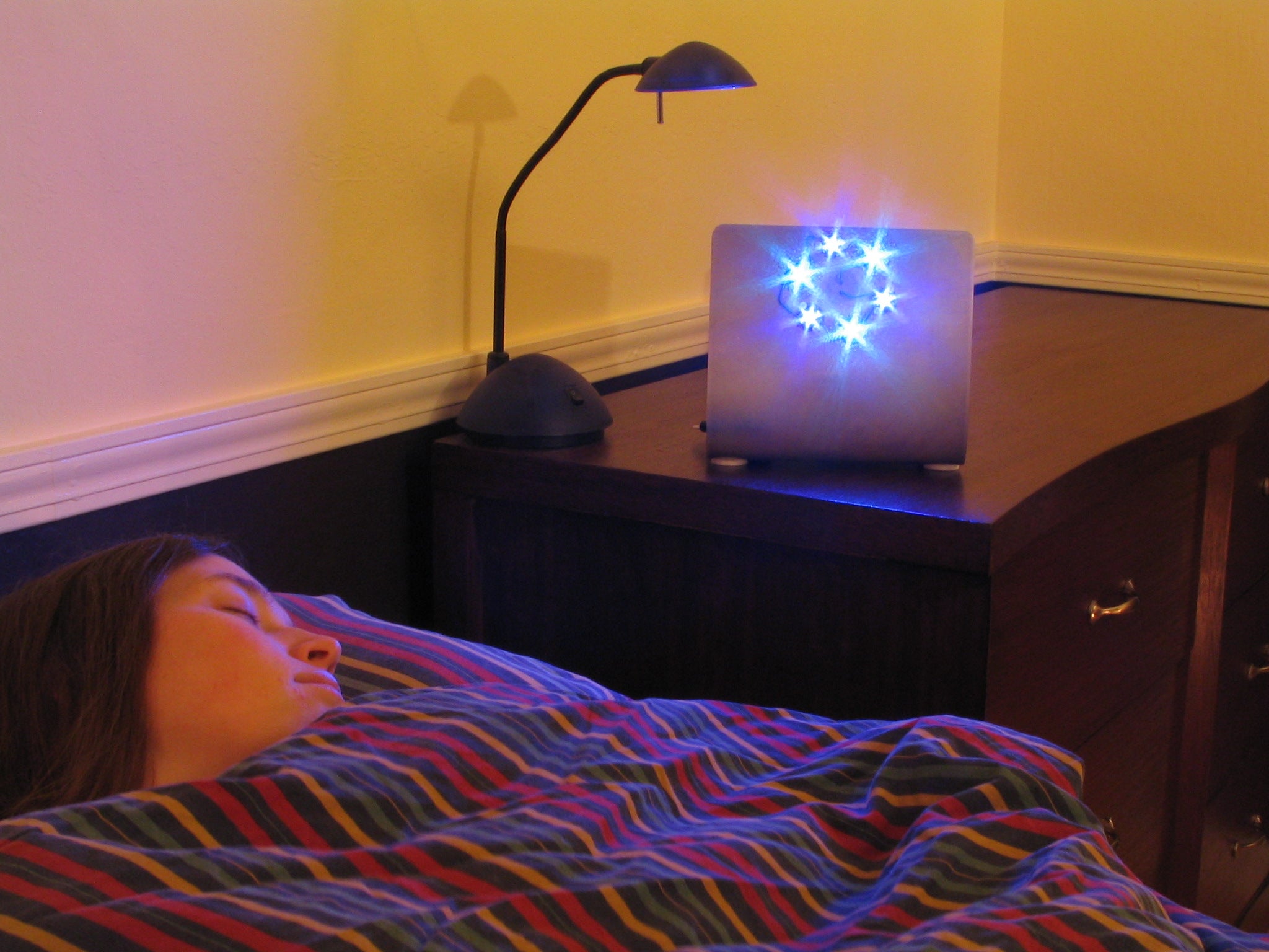 Blue LED Light Box 12 Steps (with Pictures) Instructables