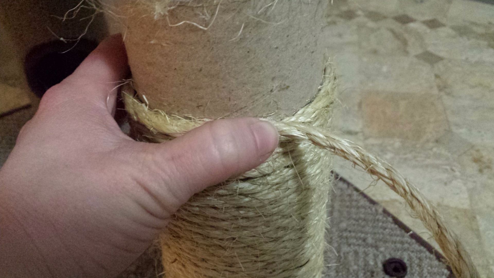 How to Replace the Sisal Rope on a Cat Scratcher 5 Steps Instructables