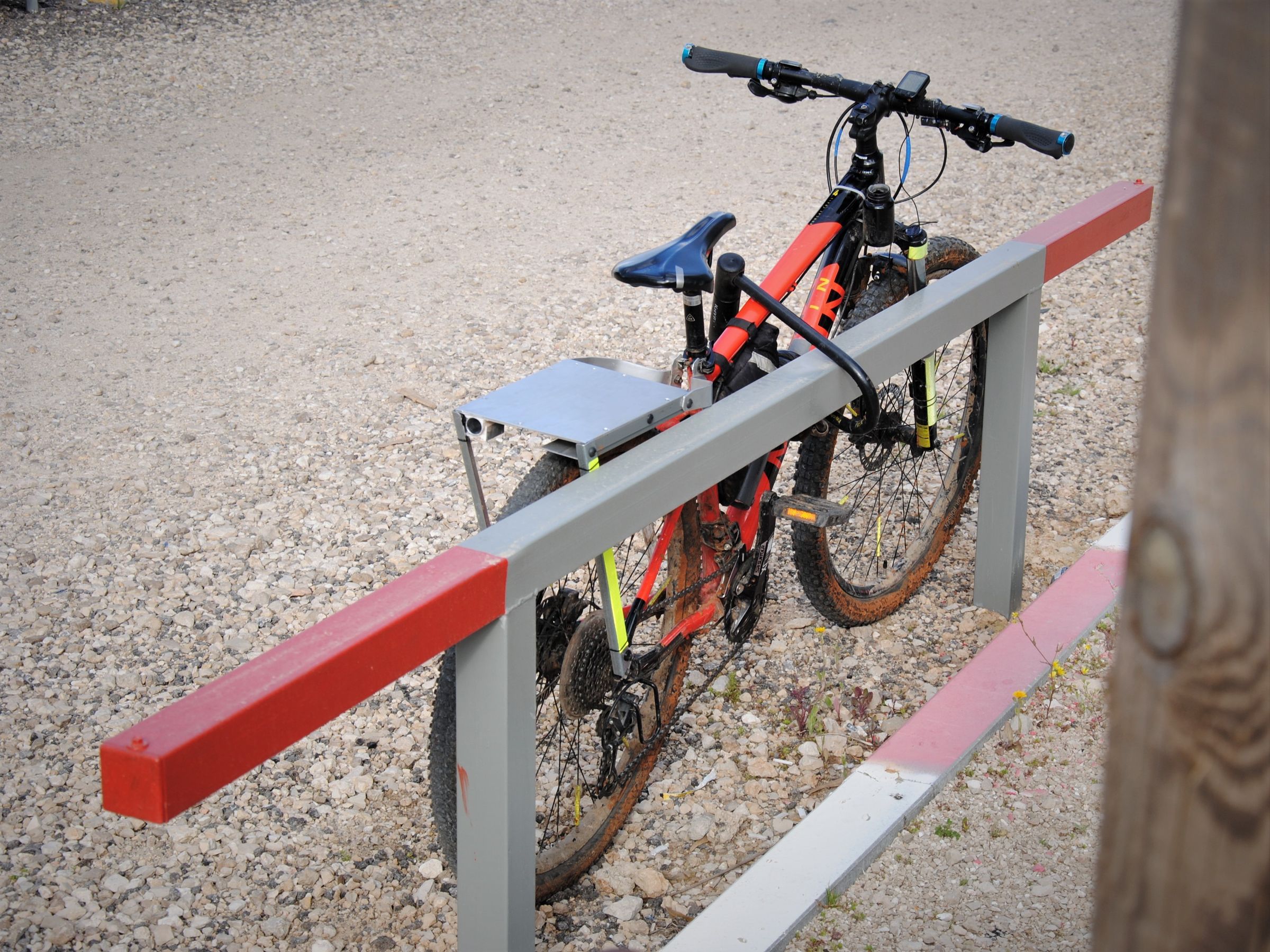 DIY Bike Rear Rack With a Ulock Mount! (no Welding) 16