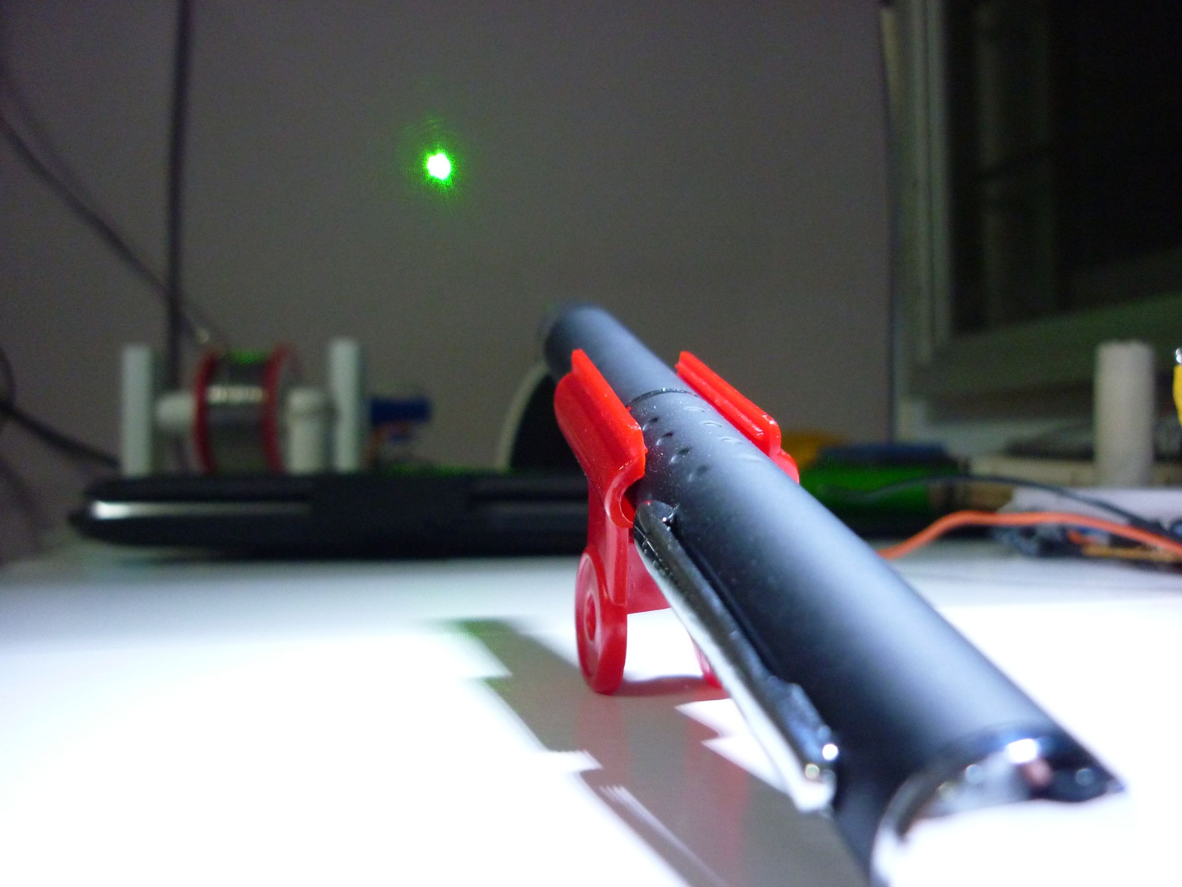 Keeping Your Laser Pointer on Easily (with Binder or Bulldog Clips) 3