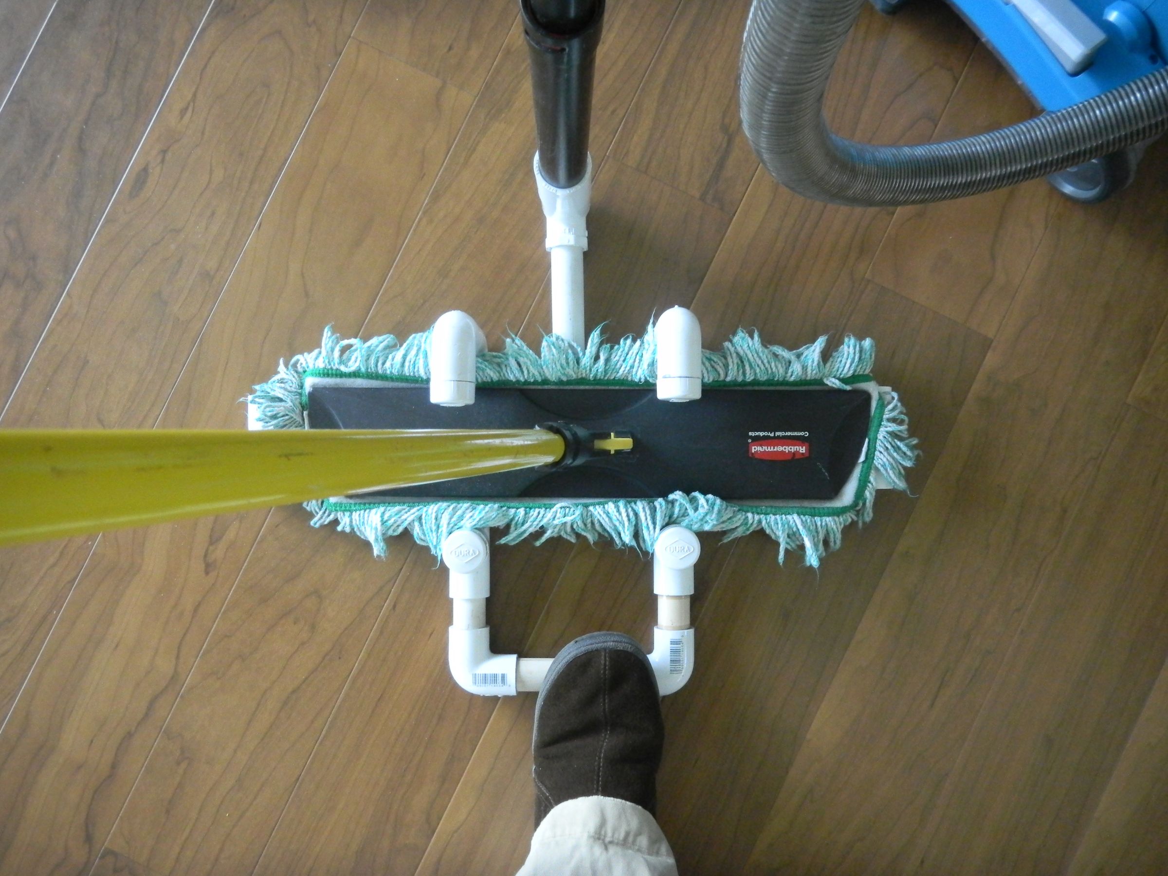 How to Clean a Dry Mop 6 Steps Instructables