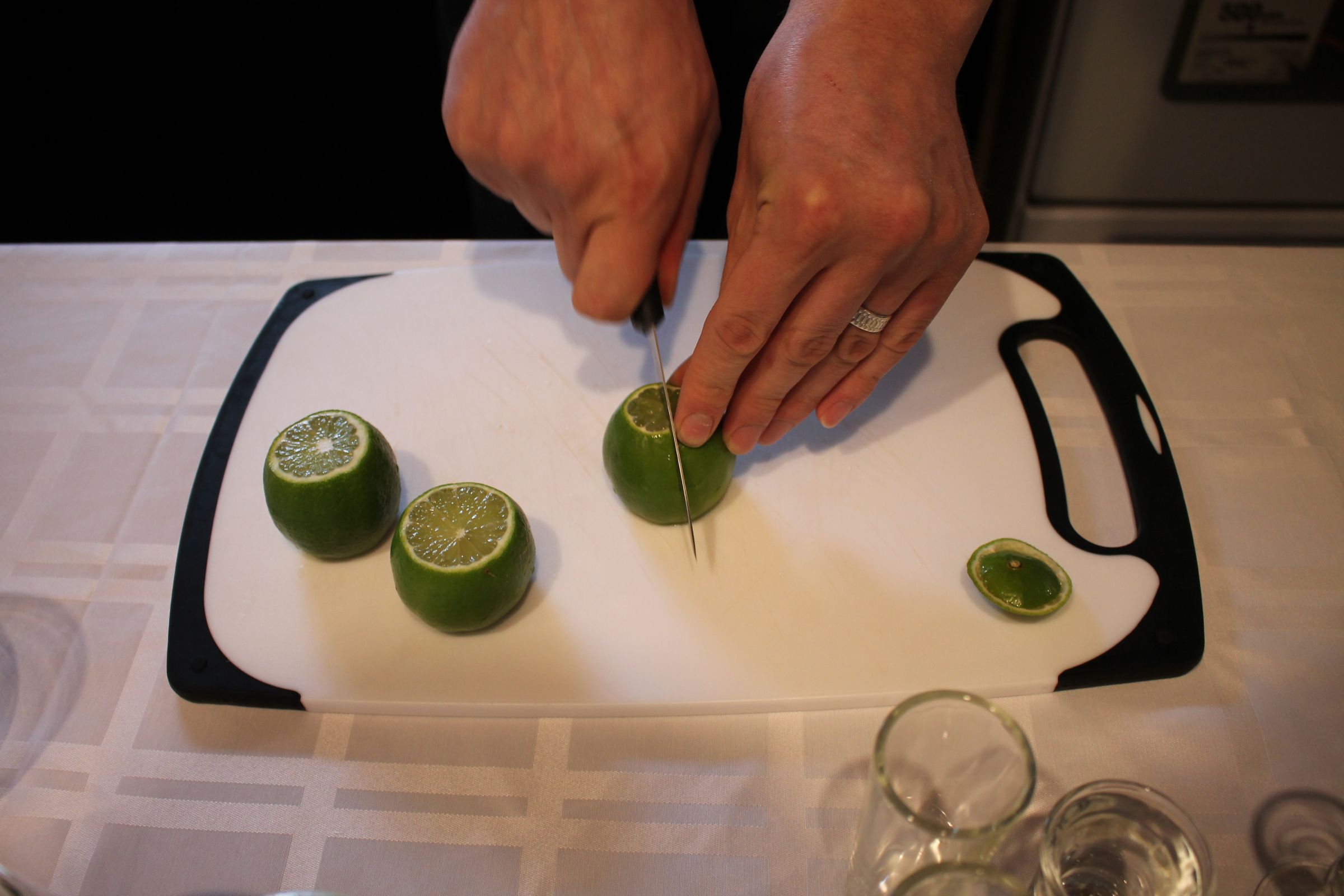 Cut Limes Like a Bartender 5 Steps (with Pictures) Instructables