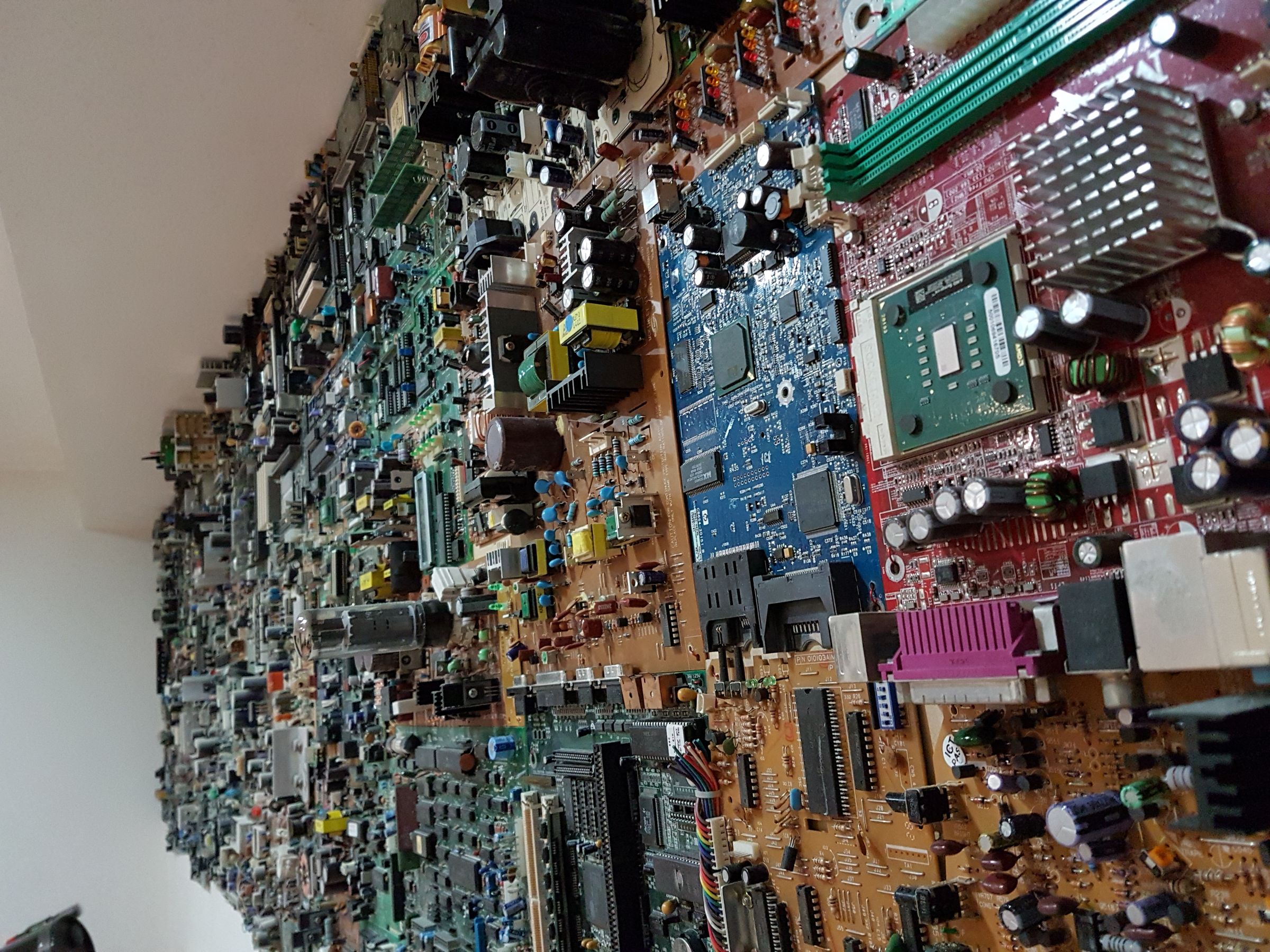 PCB Circuit Wall 7 Steps (with Pictures) Instructables