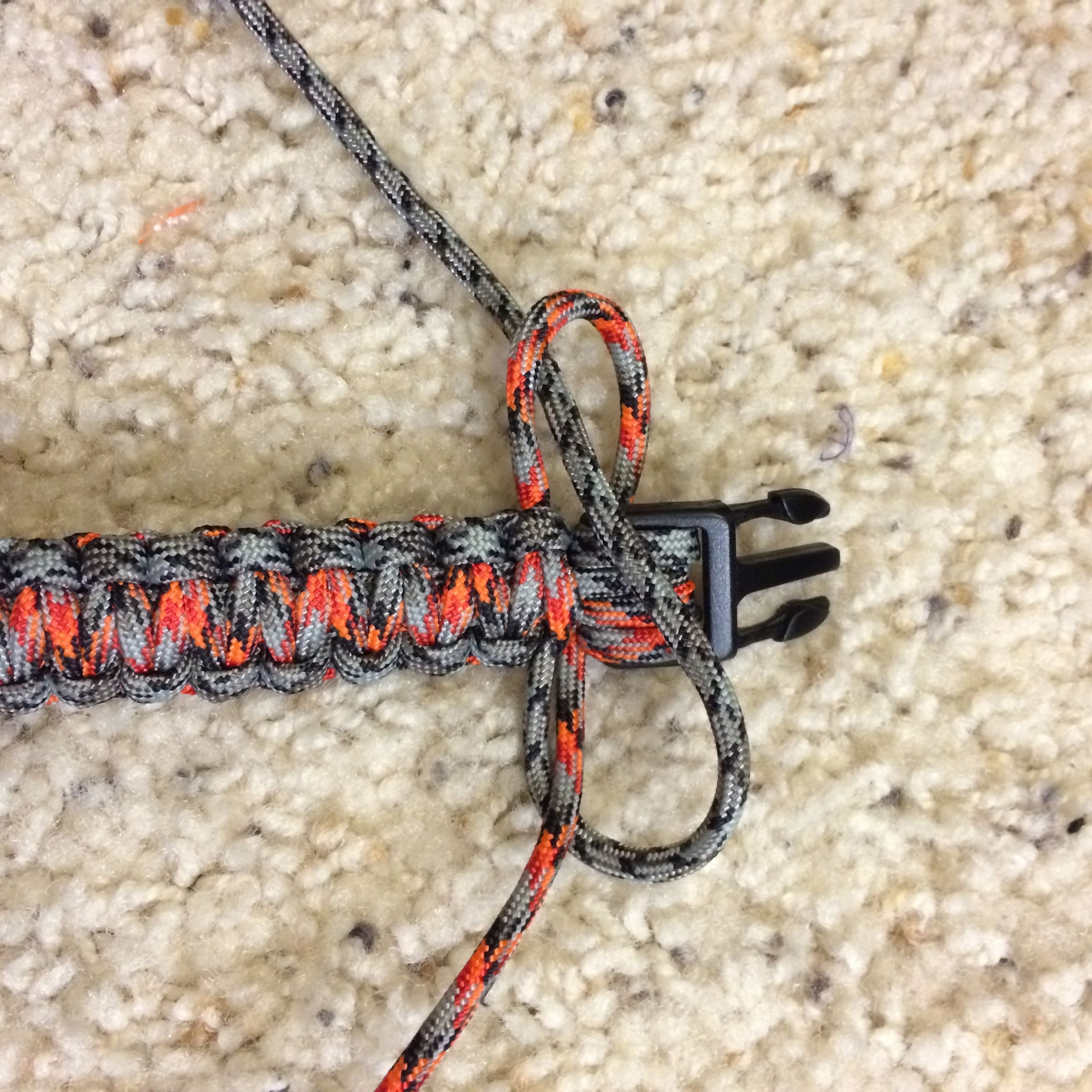 Paracord Weaves 8 Steps Instructables