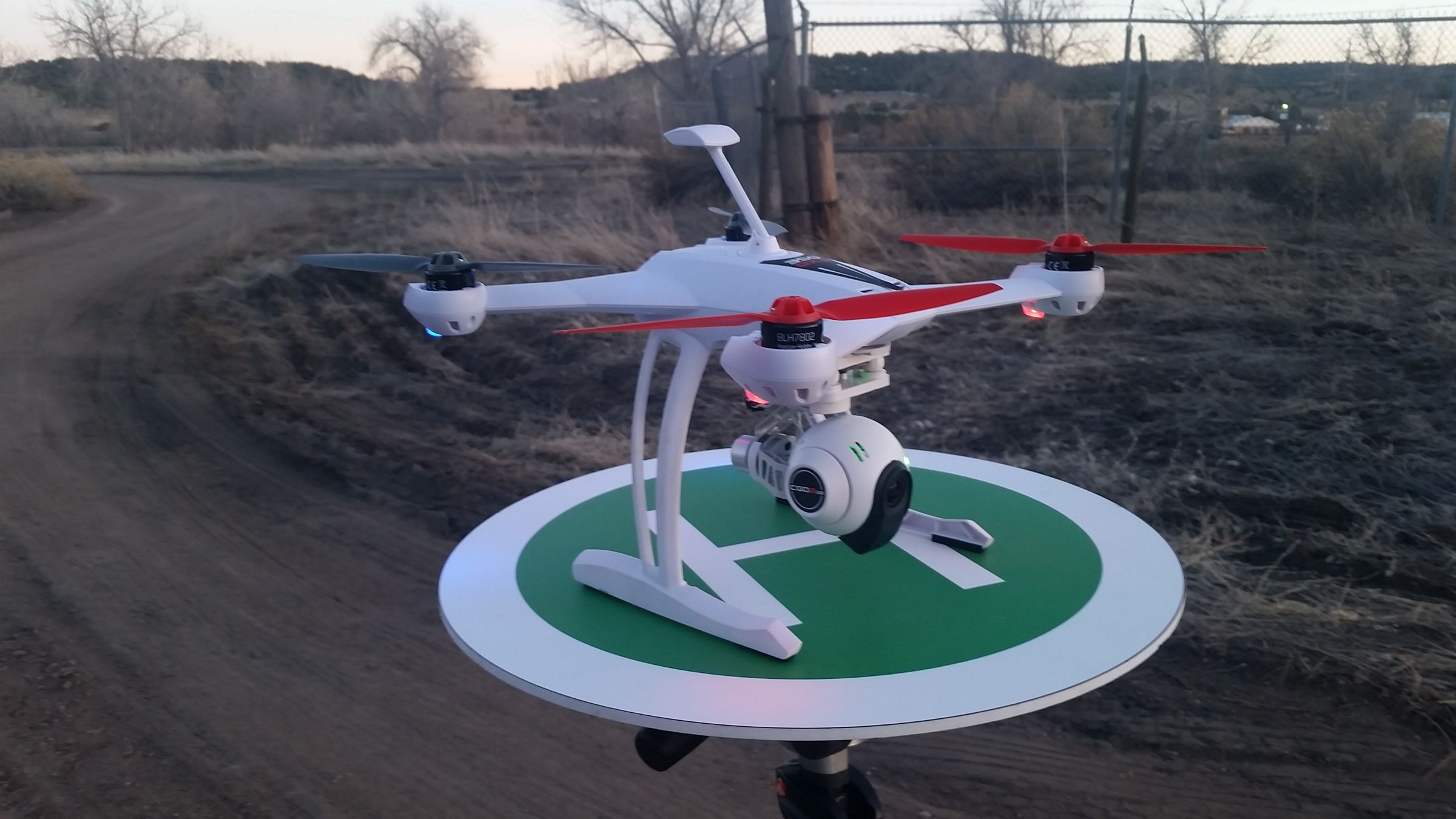 Drone/ Helicopter Landing Pad (Tripod Mount) 8 Steps (with Pictures